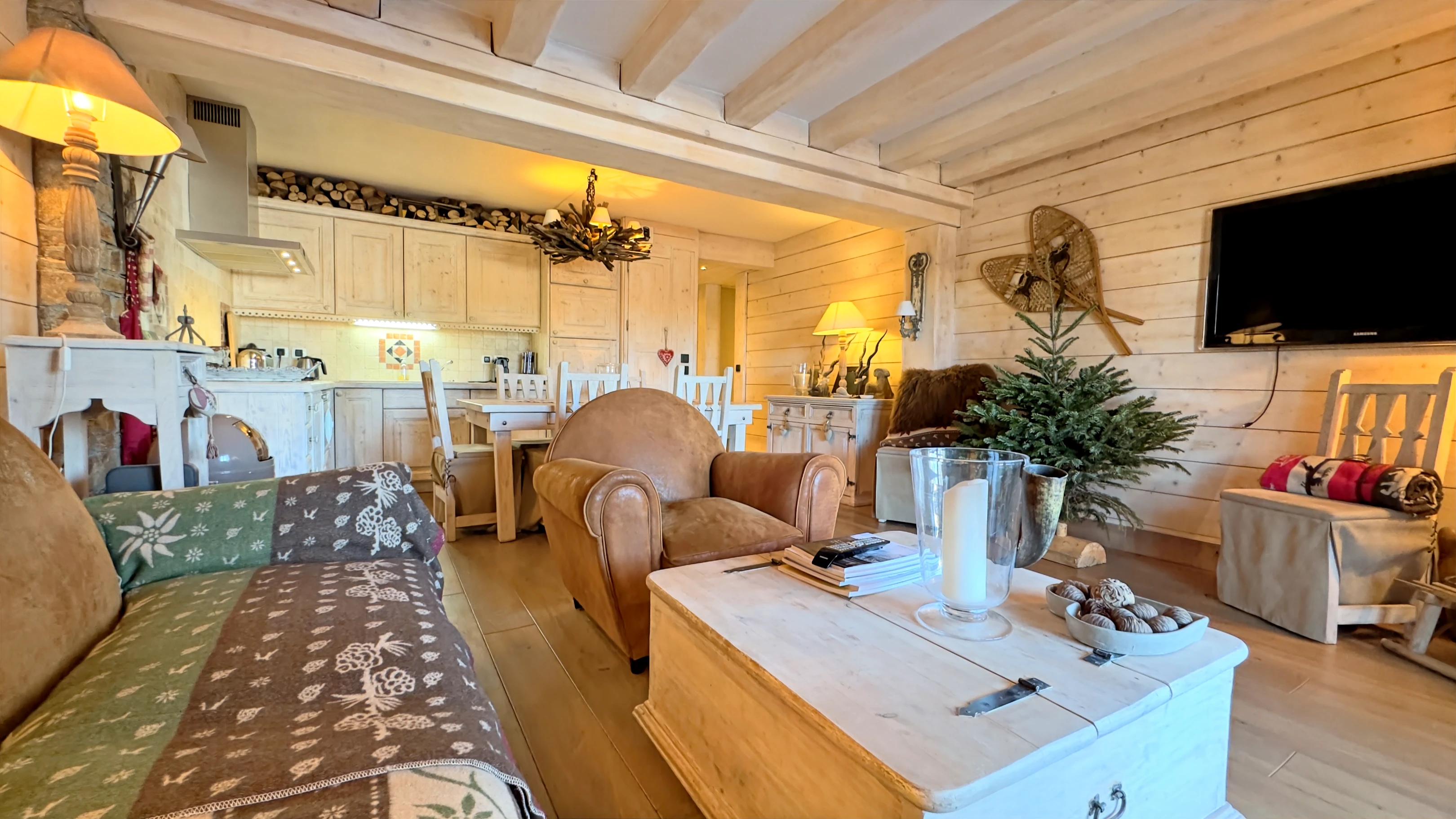 Propriété en France à vendre à Courchevel, Savoie - €1 965 000 - photo 