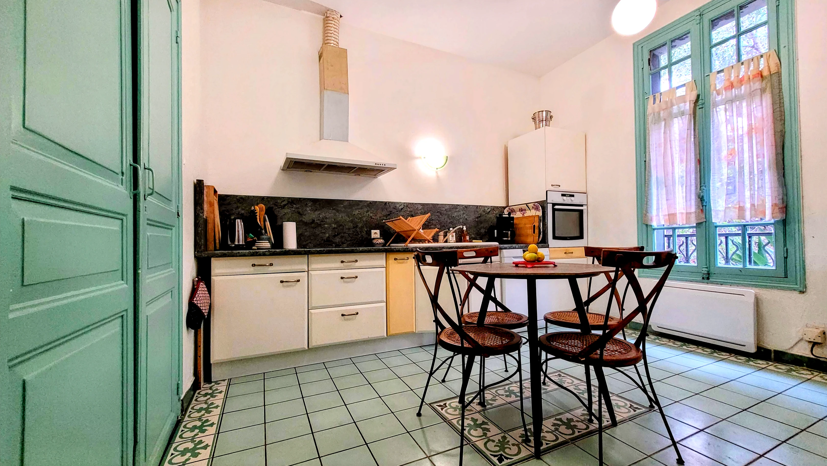 Propriété en France à vendre à Port-Vendres, Pyrénées-Orientales - €560 000 - photo 