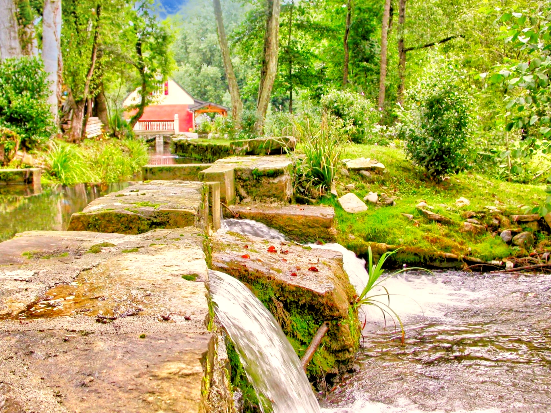 French property for sale in Oloron-Sainte-Marie, Pyrénées-Atlantiques - €749,000 - photo 