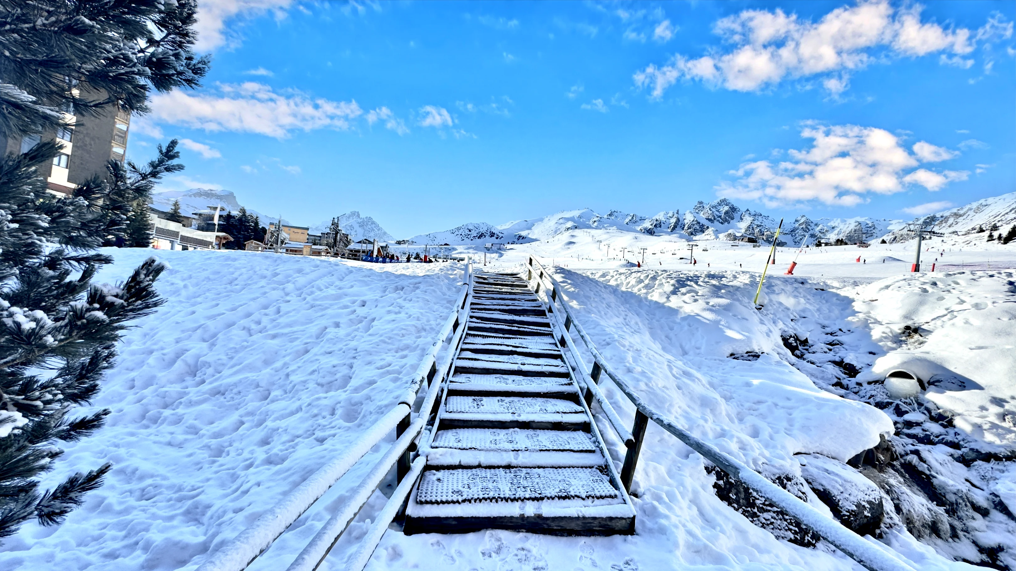 Propriété en France à vendre à Courchevel, Savoie - €1 965 000 - photo 