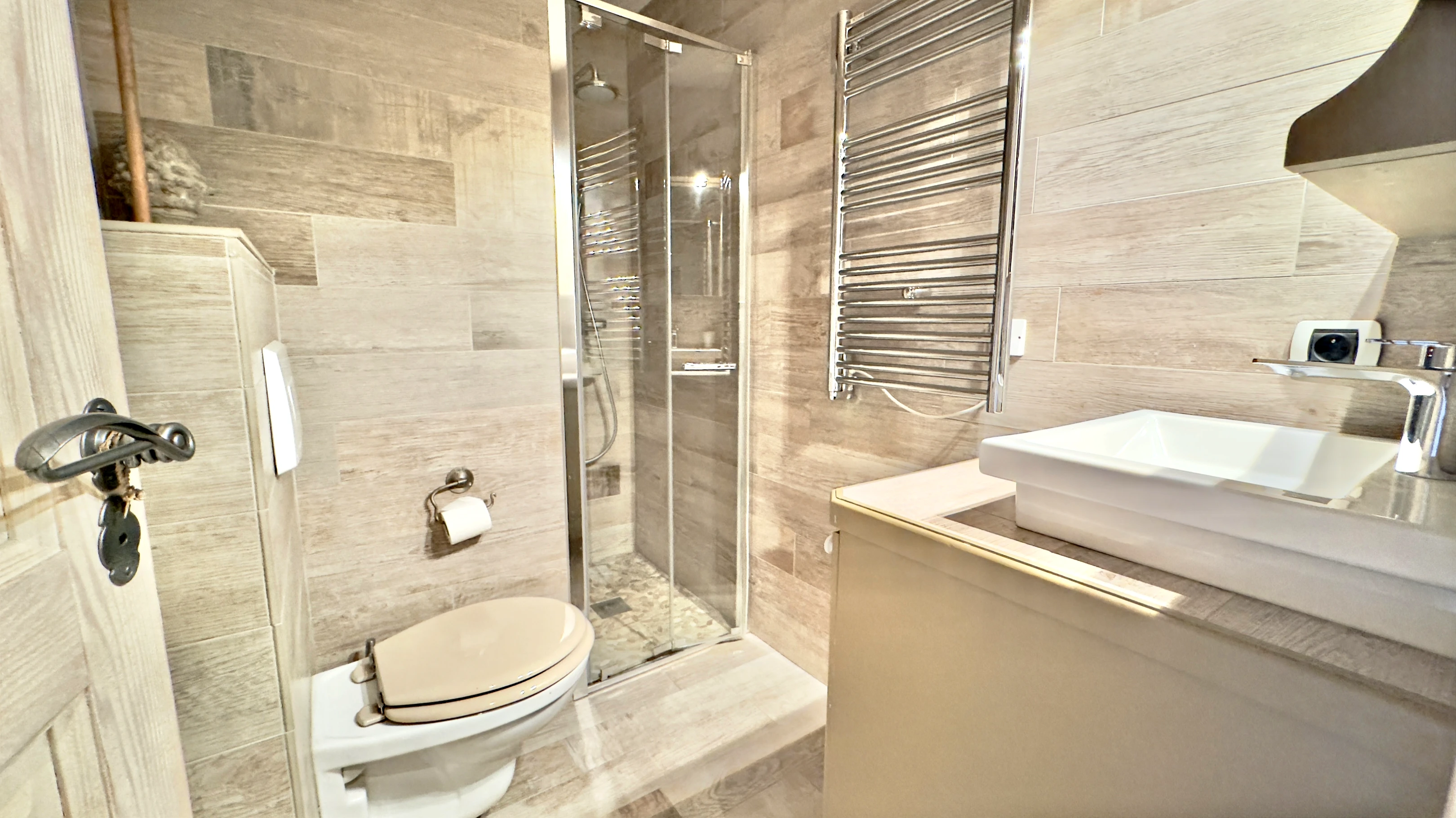 Propriété en France à vendre à Courchevel, Savoie - €1 965 000 - photo 