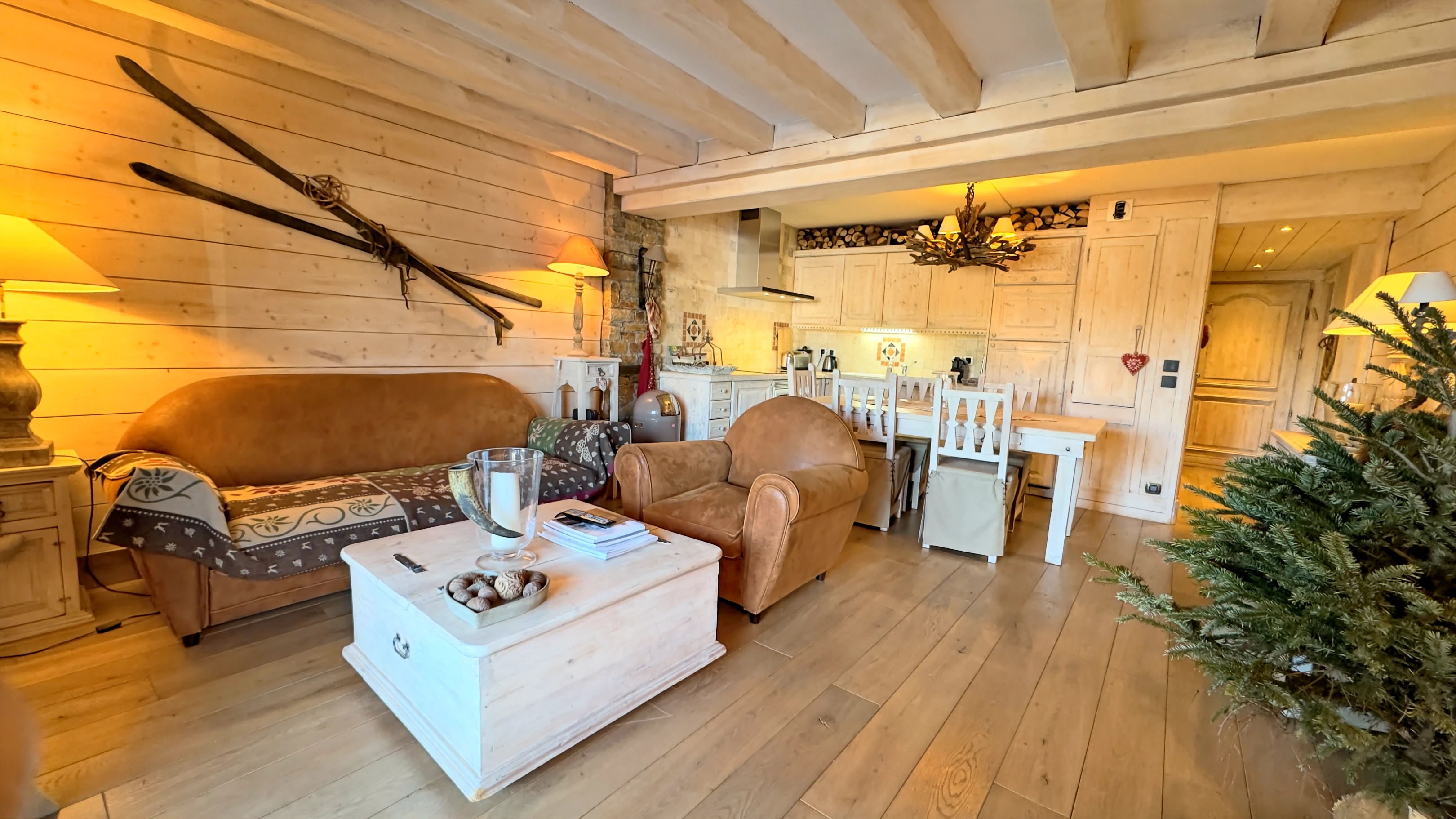 Propriété en France à vendre à Courchevel, Savoie - €1 965 000 - photo 