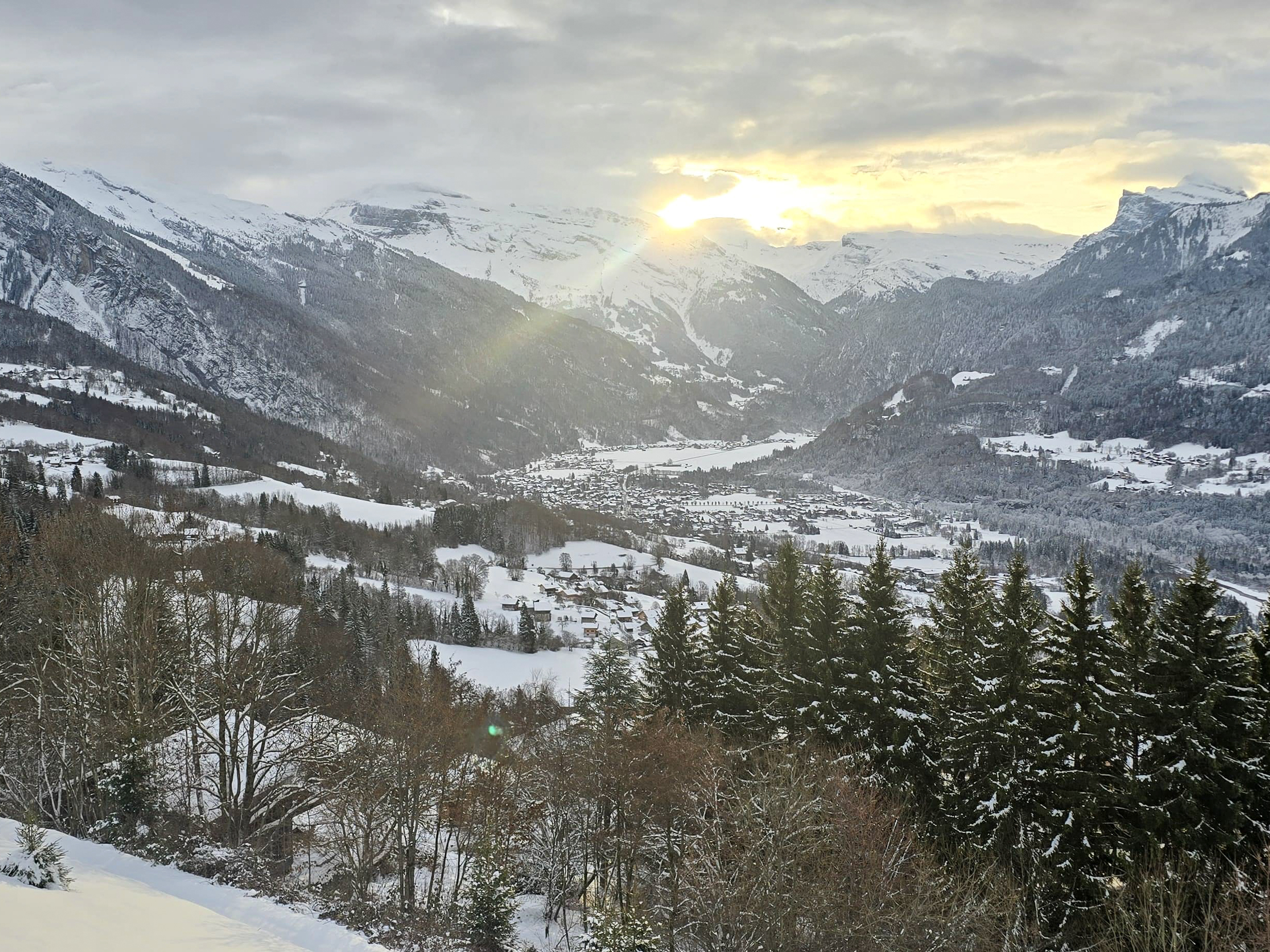 Propriété en France à vendre à Verchaix, Haute-Savoie - €1 980 000 - photo 