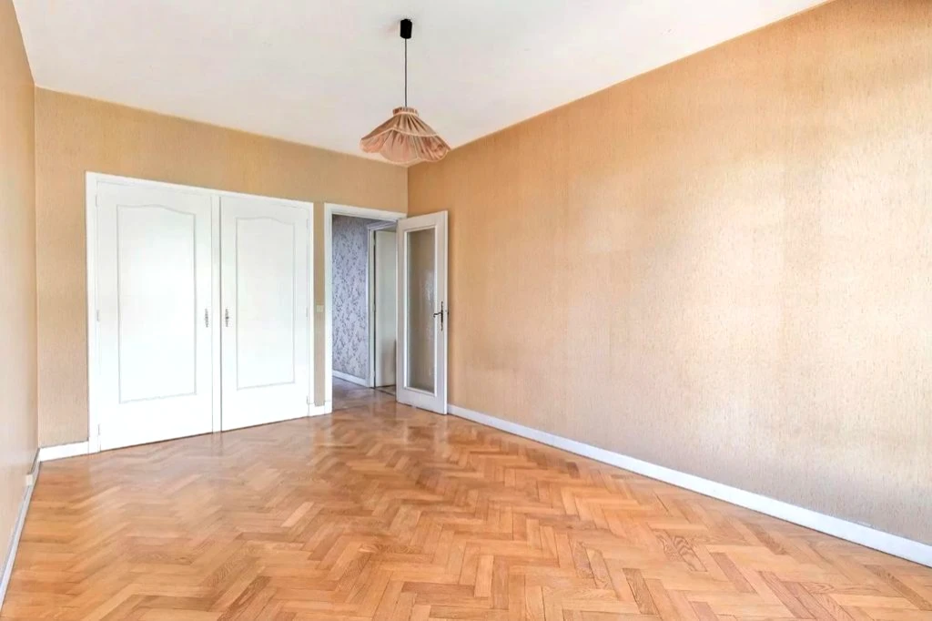 French property for sale in Nice, Alpes-Maritimes - €719,000 - photo 