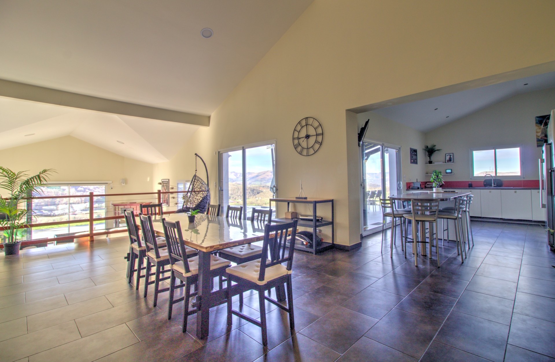 Propriété en France à vendre à Saint-Jean-Pied-de-Port, Pyrénées-Atlantiques - €735 000 - photo 