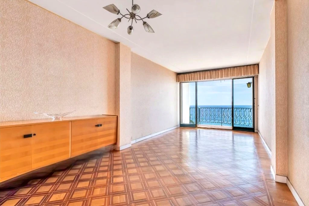 French property for sale in Nice, Alpes-Maritimes - €719,000 - photo 