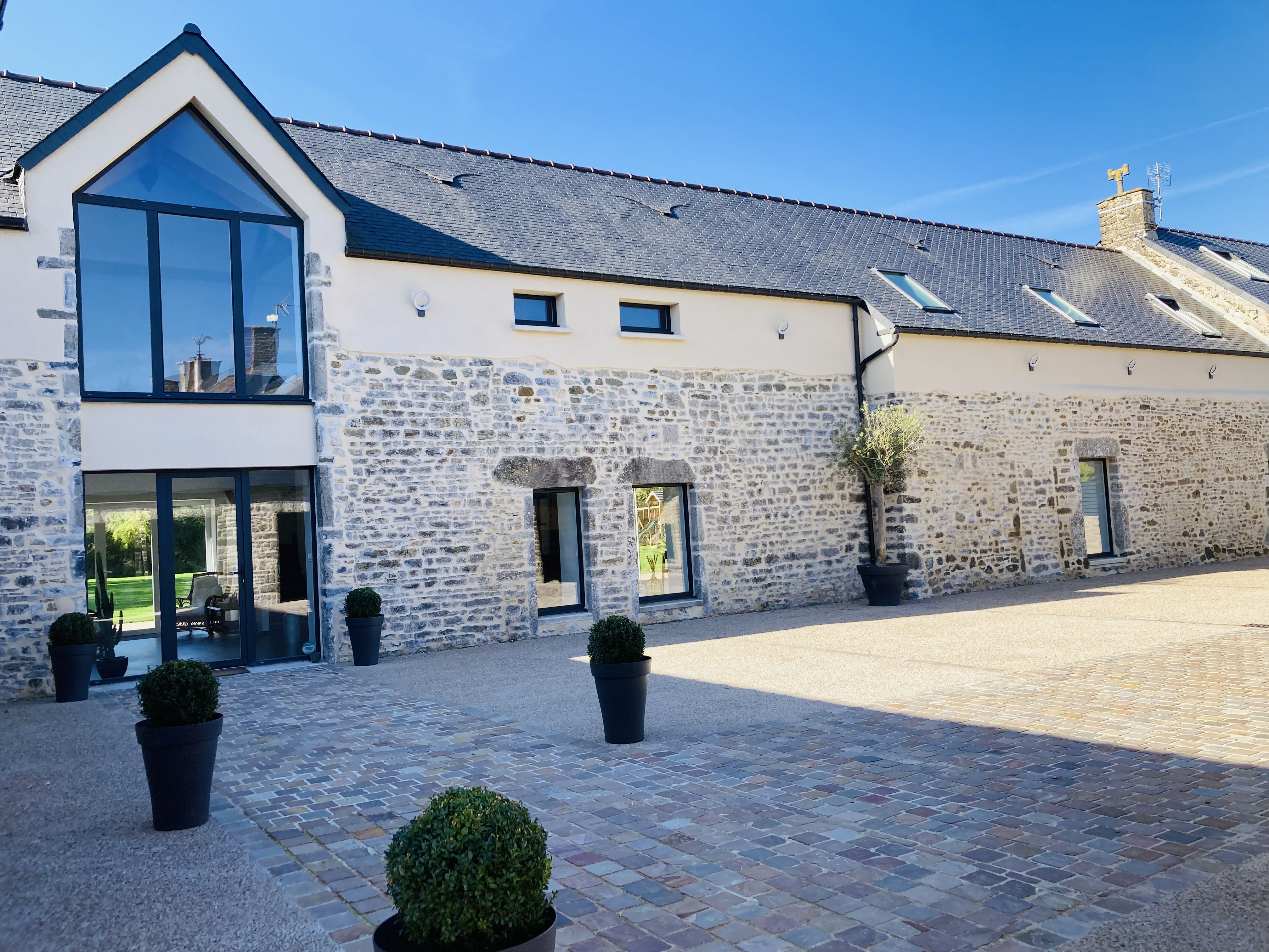 French property for sale in Port-Bail-sur-Mer, Manche - €2,287,000 - photo 