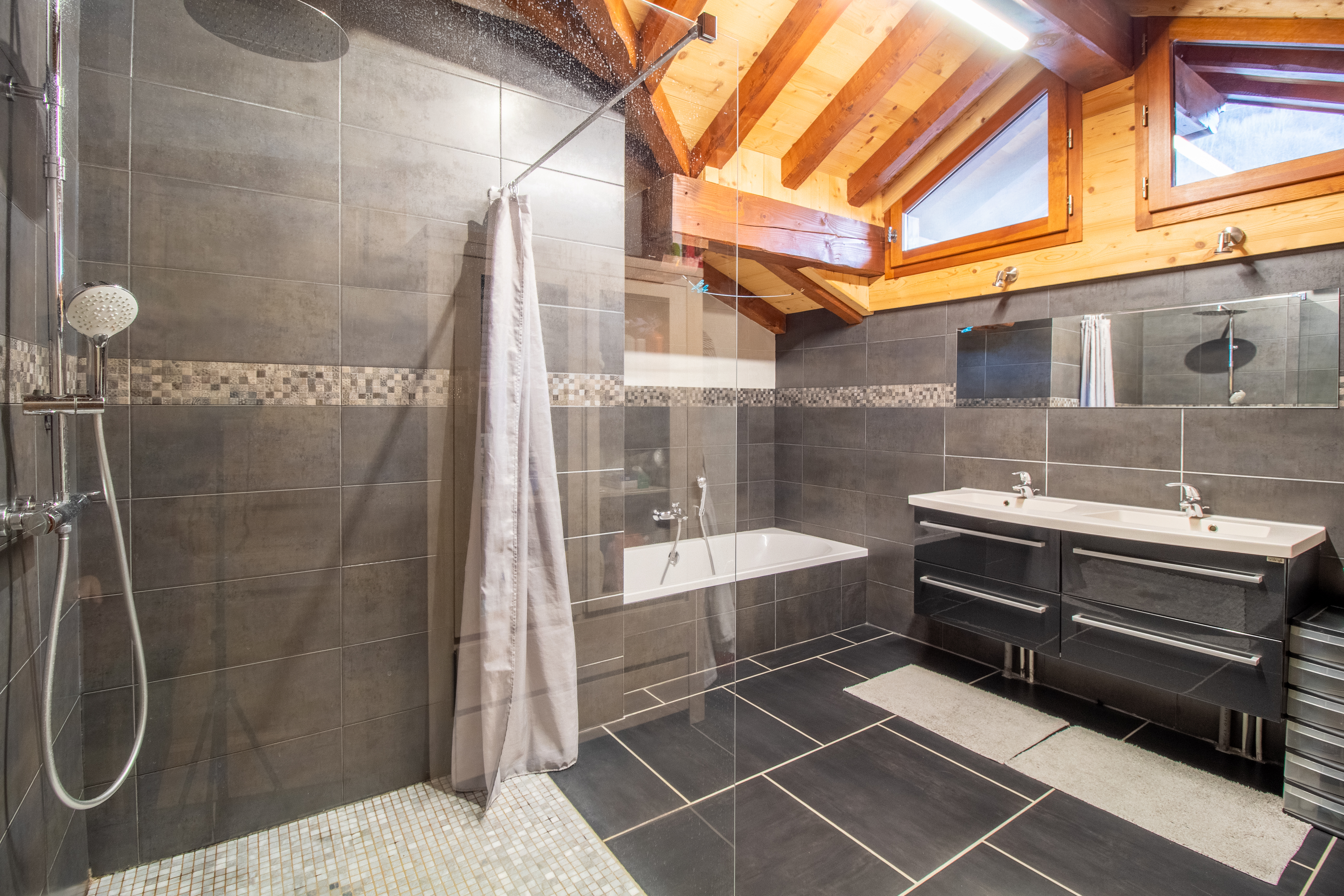 Propriété en France à vendre à Montagny, Savoie - €999 000 - photo 