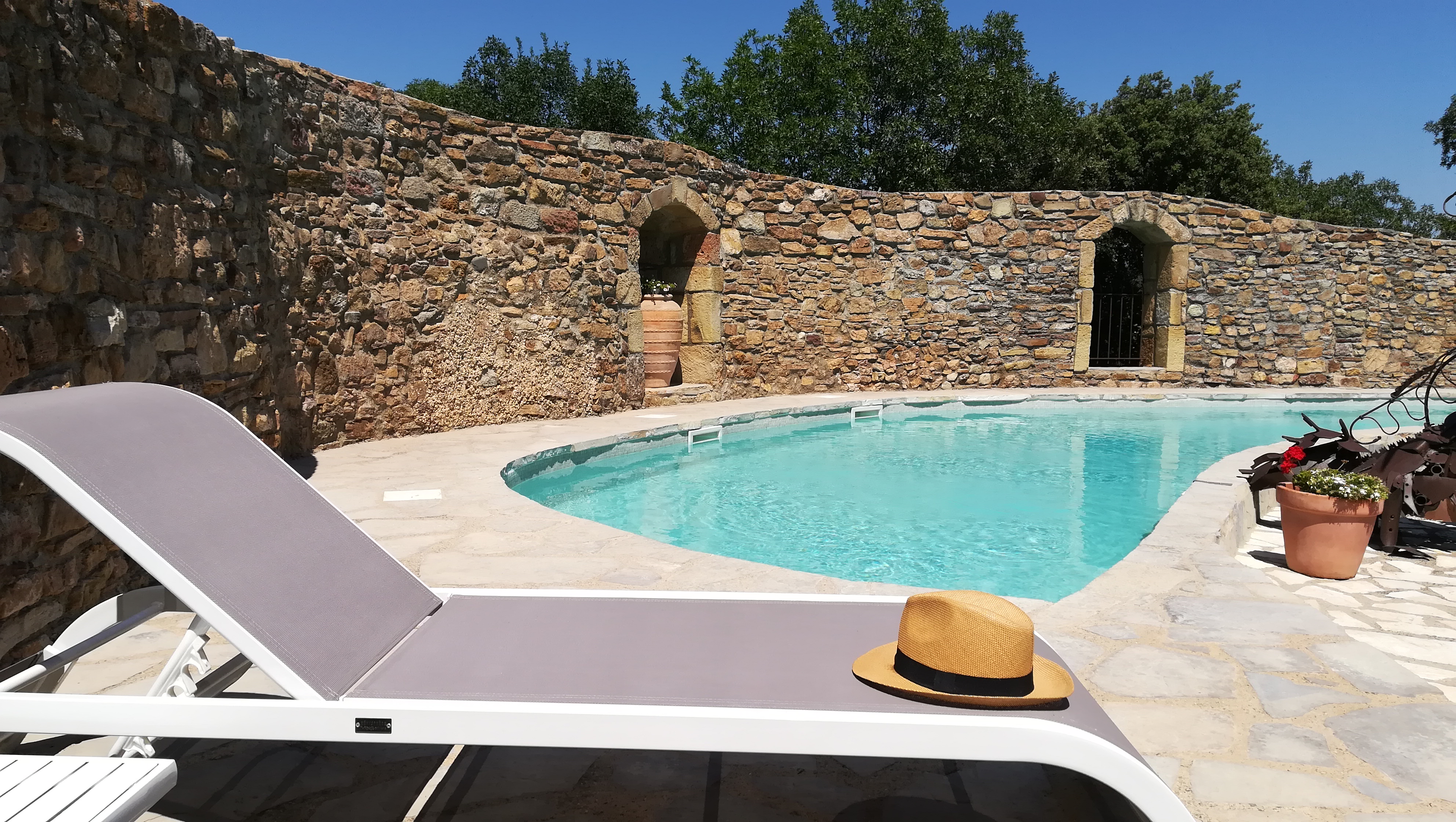 Propriété en France à vendre à Lodève, Hérault - €1 175 000 - photo 