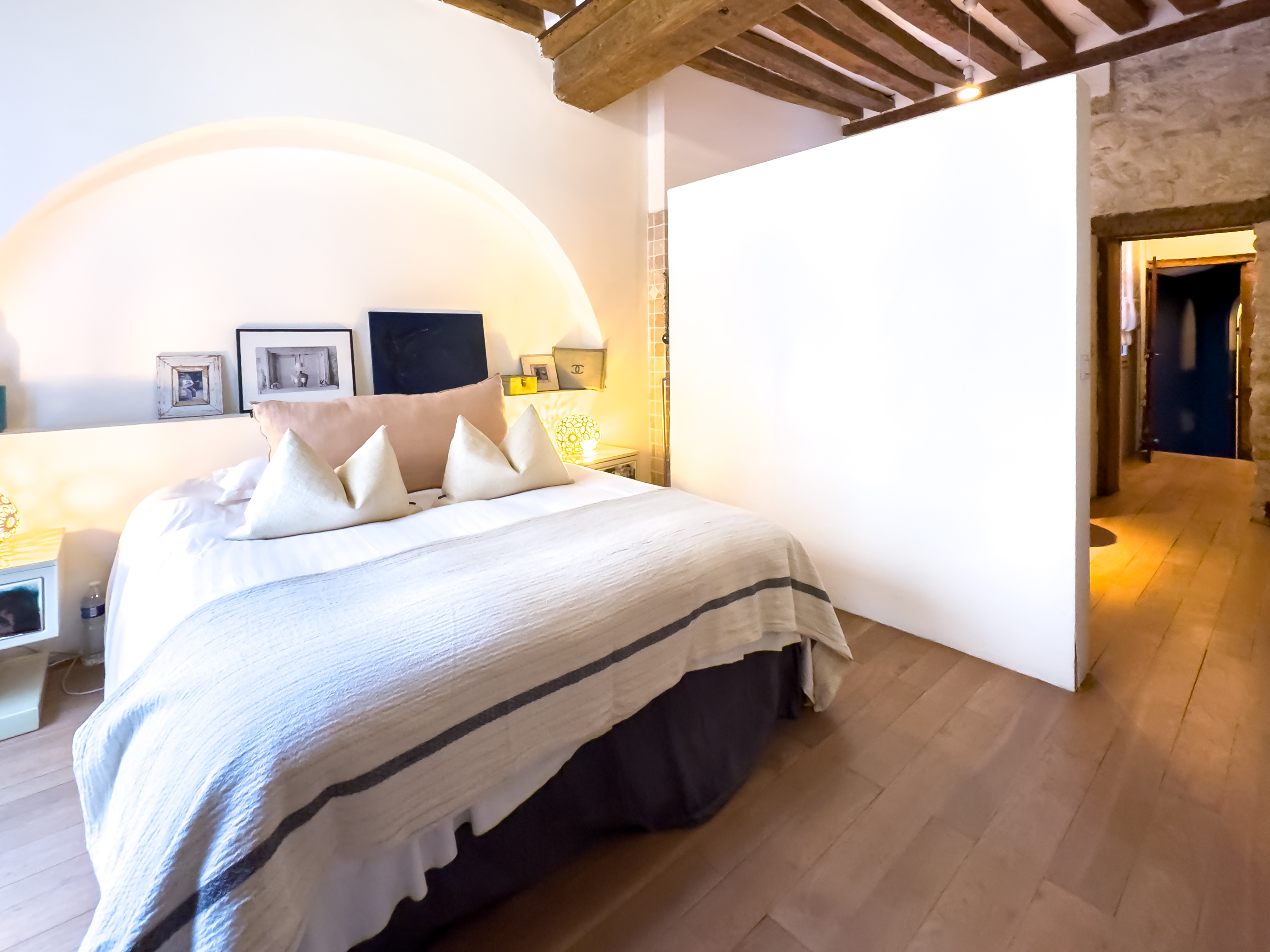 French property for sale in Paris 3e Arrondissement, Paris - €1,275,000 - photo 