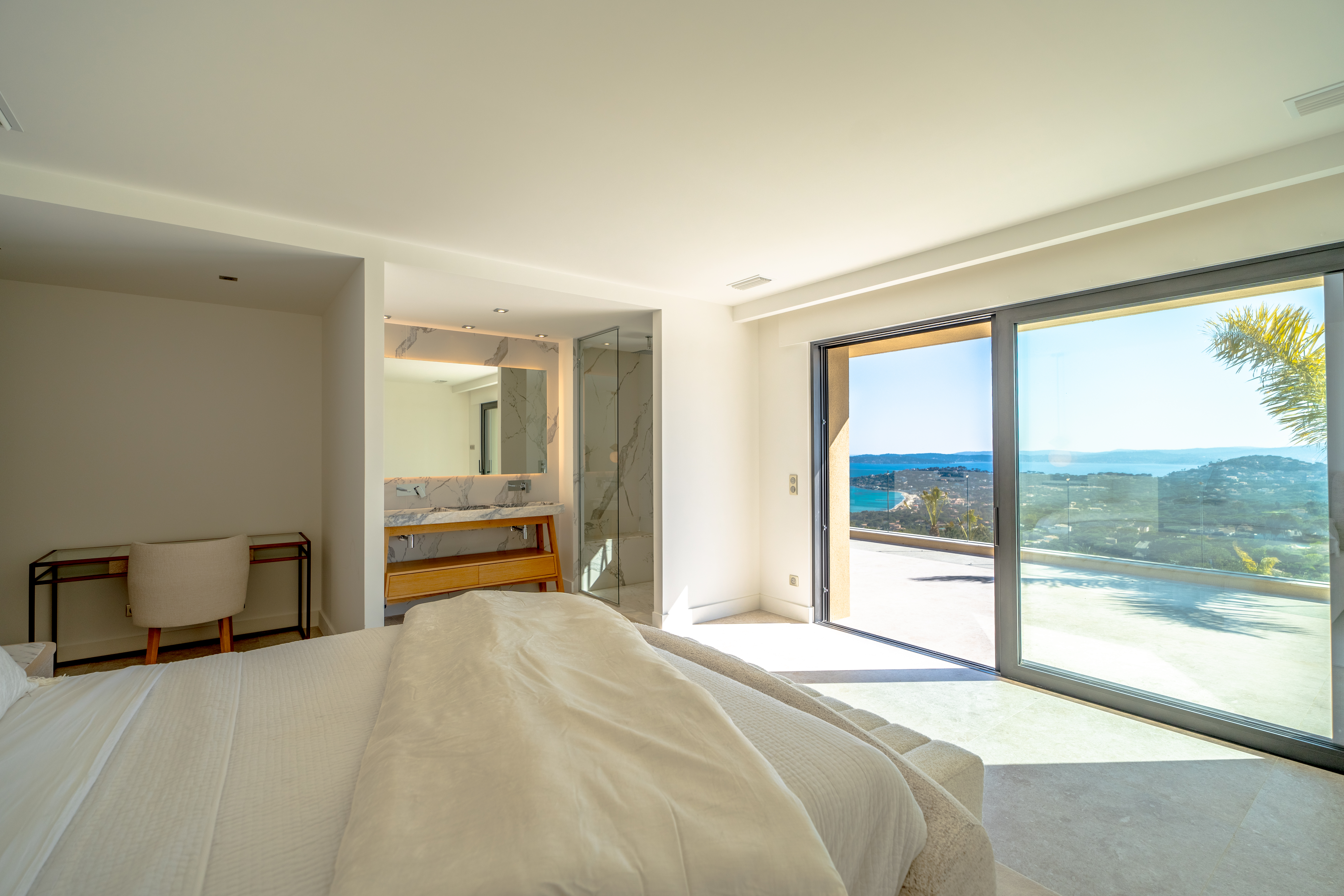 French property for sale in Sainte-Maxime, Var - €6,900,000 - photo 