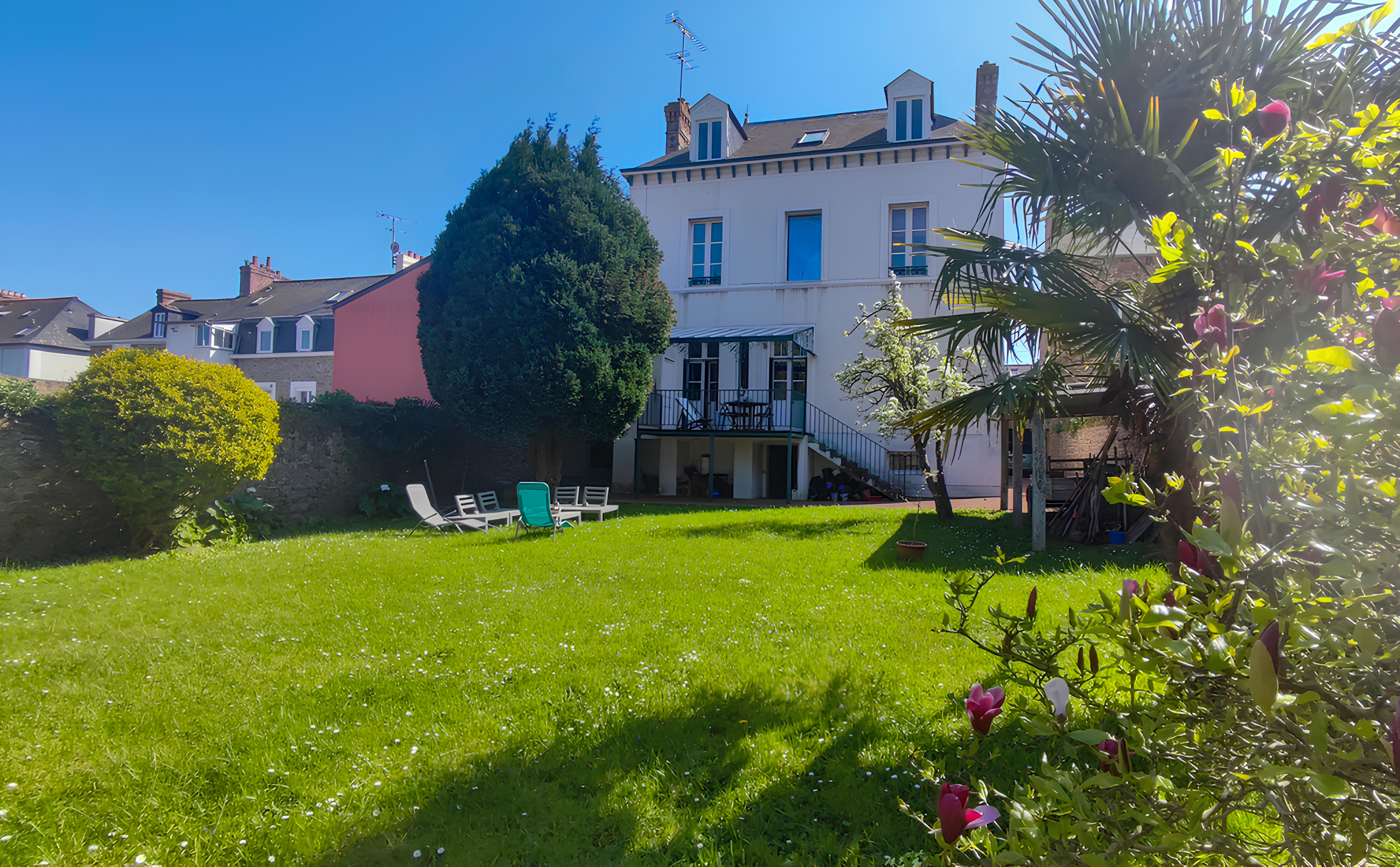 French property for sale in Saint-Malo, Ille-et-Vilaine - €1,470,000 - photo 