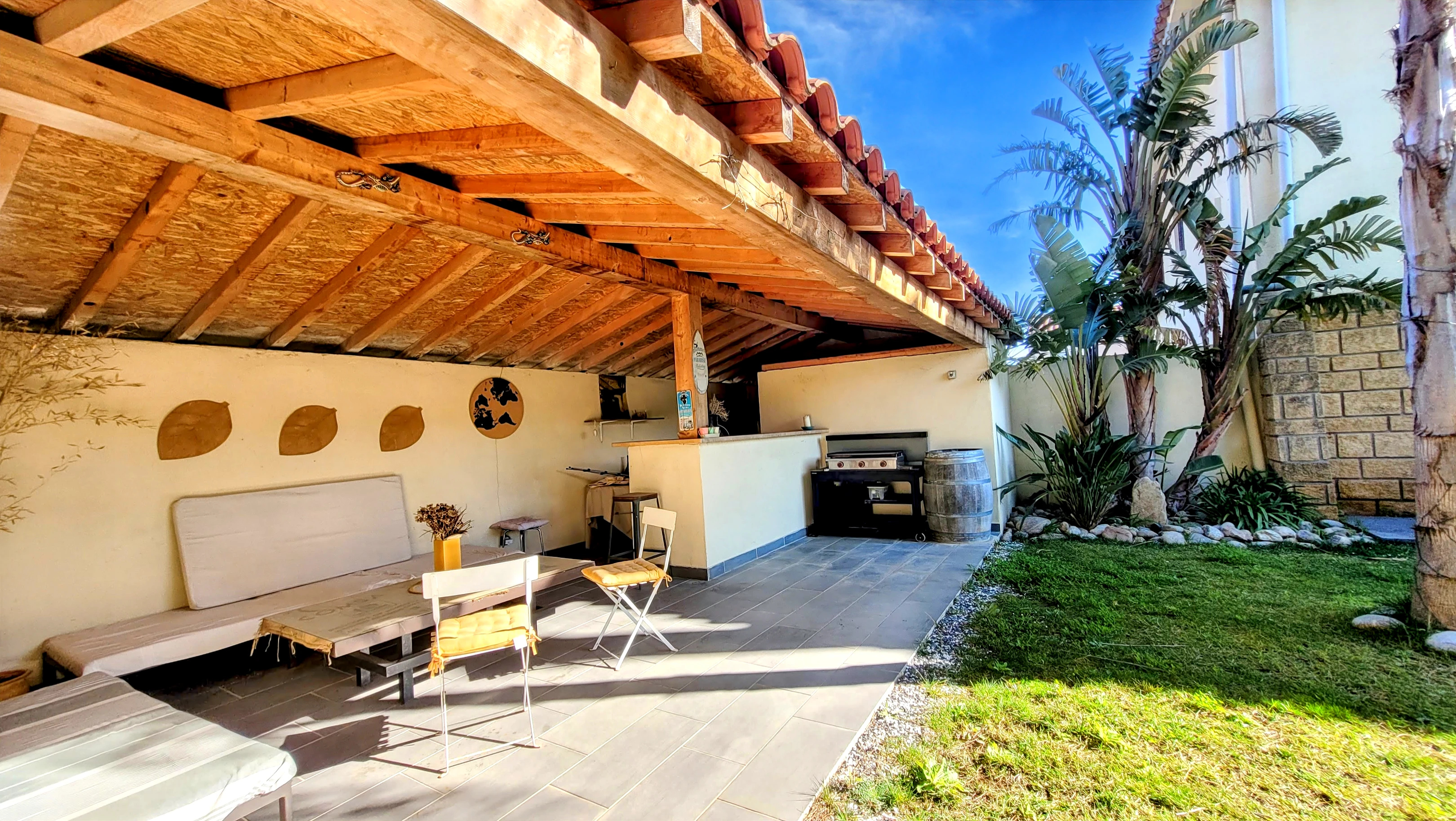 French property for sale in Canet-en-Roussillon, Pyrénées-Orientales - €679,000 - photo 