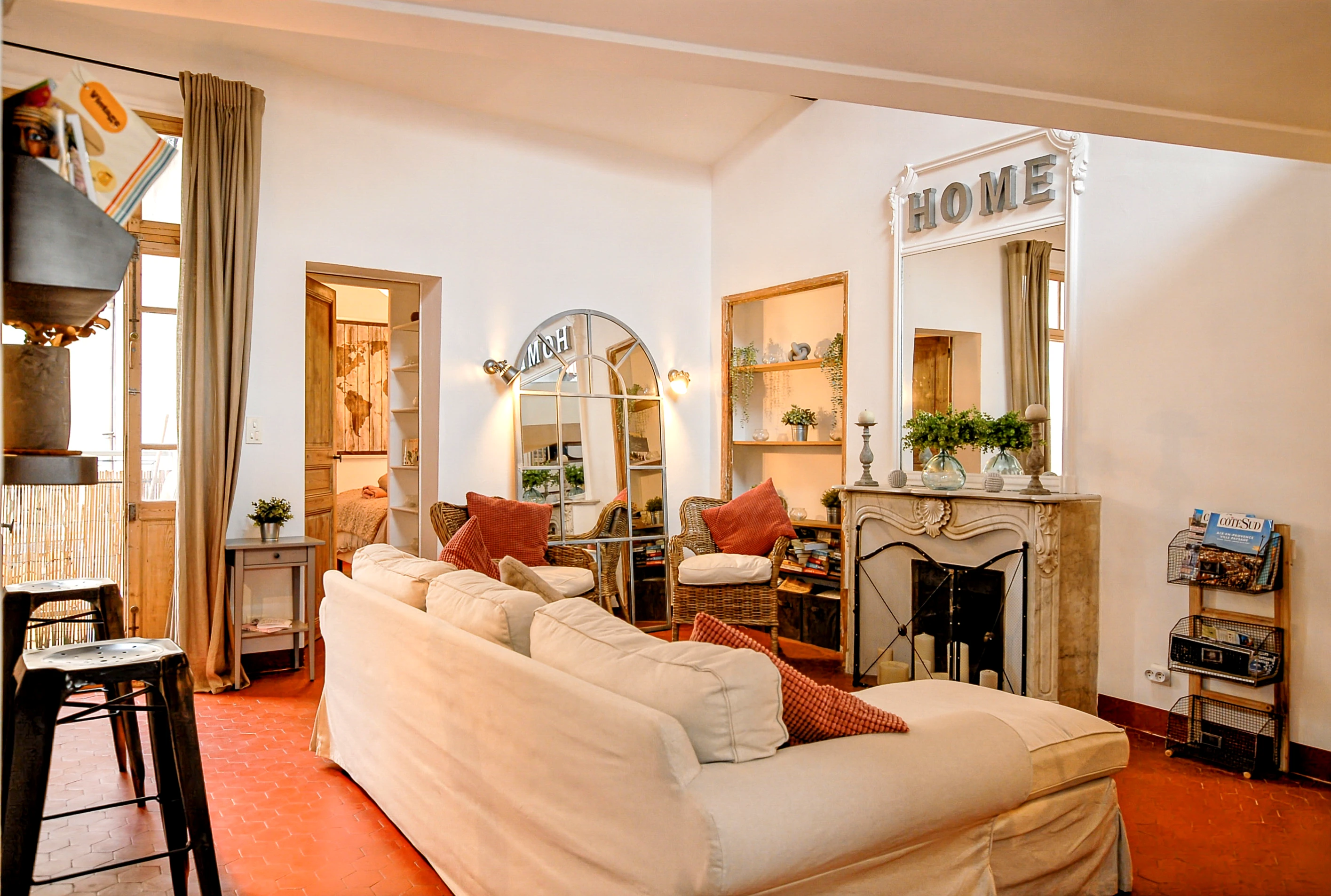 French property for sale in Aix-en-Provence, Bouches-du-Rhône - €549,000 - photo 