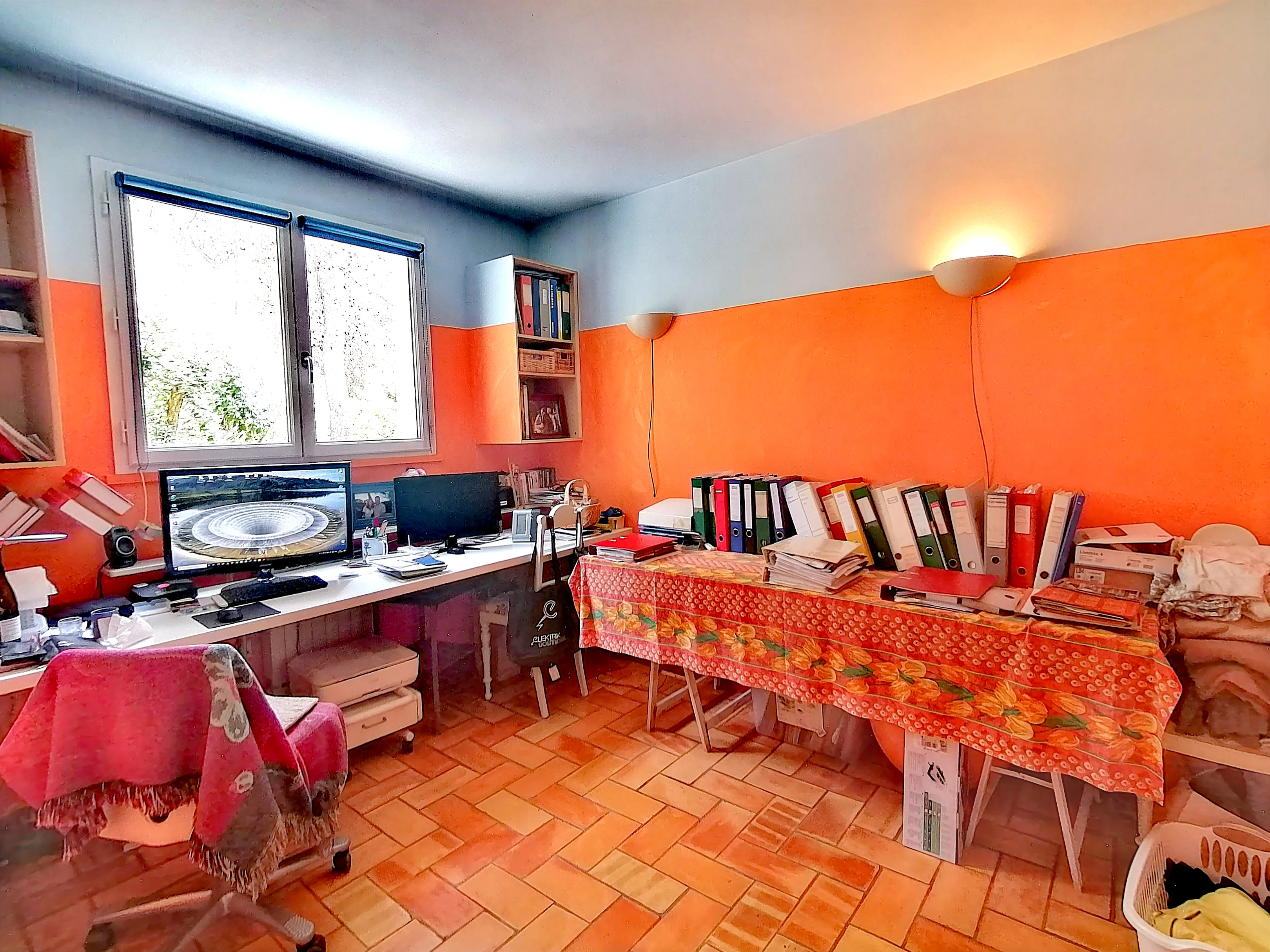 French property for sale in Belcodène, Bouches-du-Rhône - €825,000 - photo 