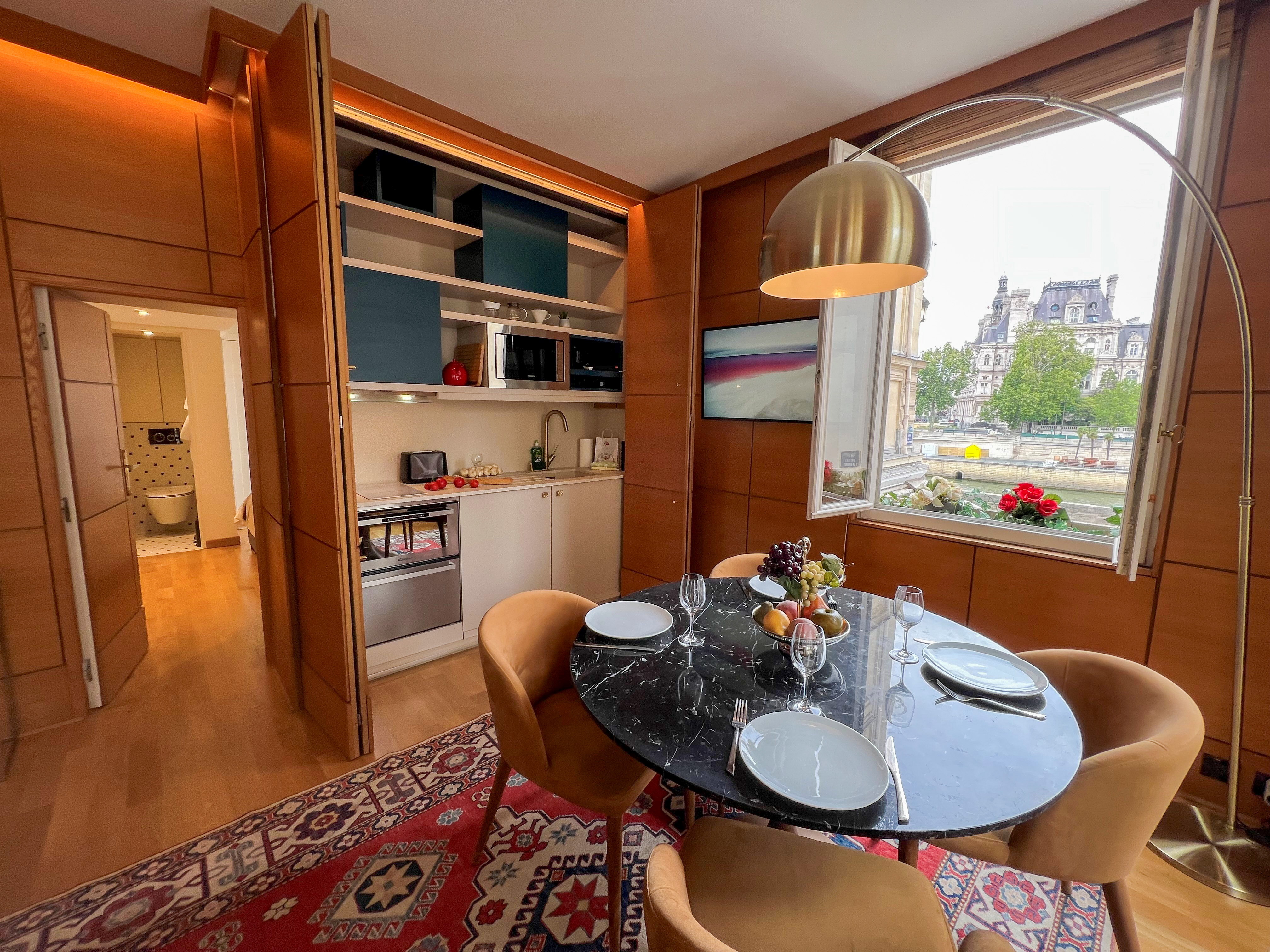 French property for sale in Paris 4e Arrondissement, Paris - €750,000 - photo 