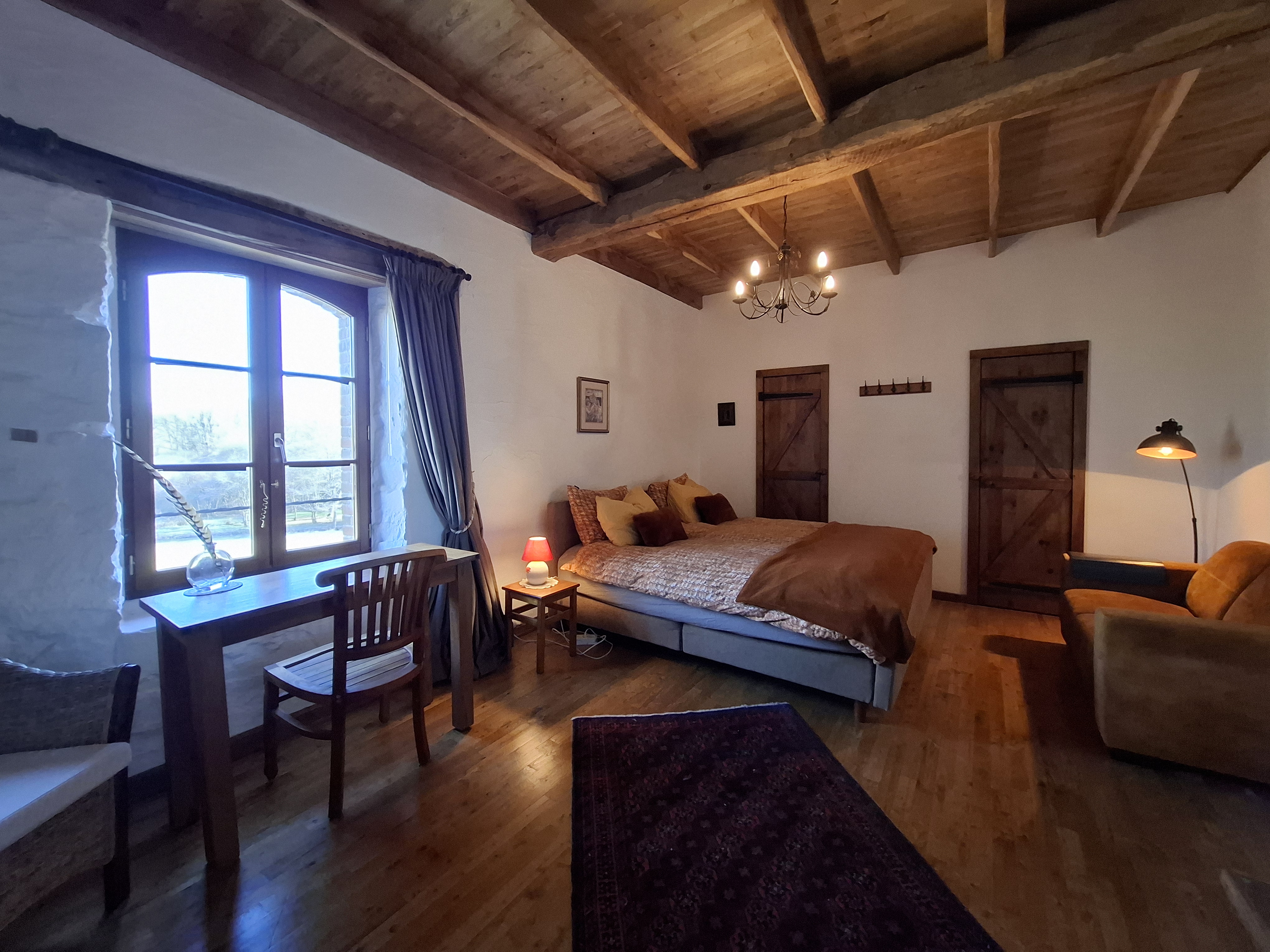 French property for sale in Château-Chervix, Haute-Vienne - €585,000 - photo 