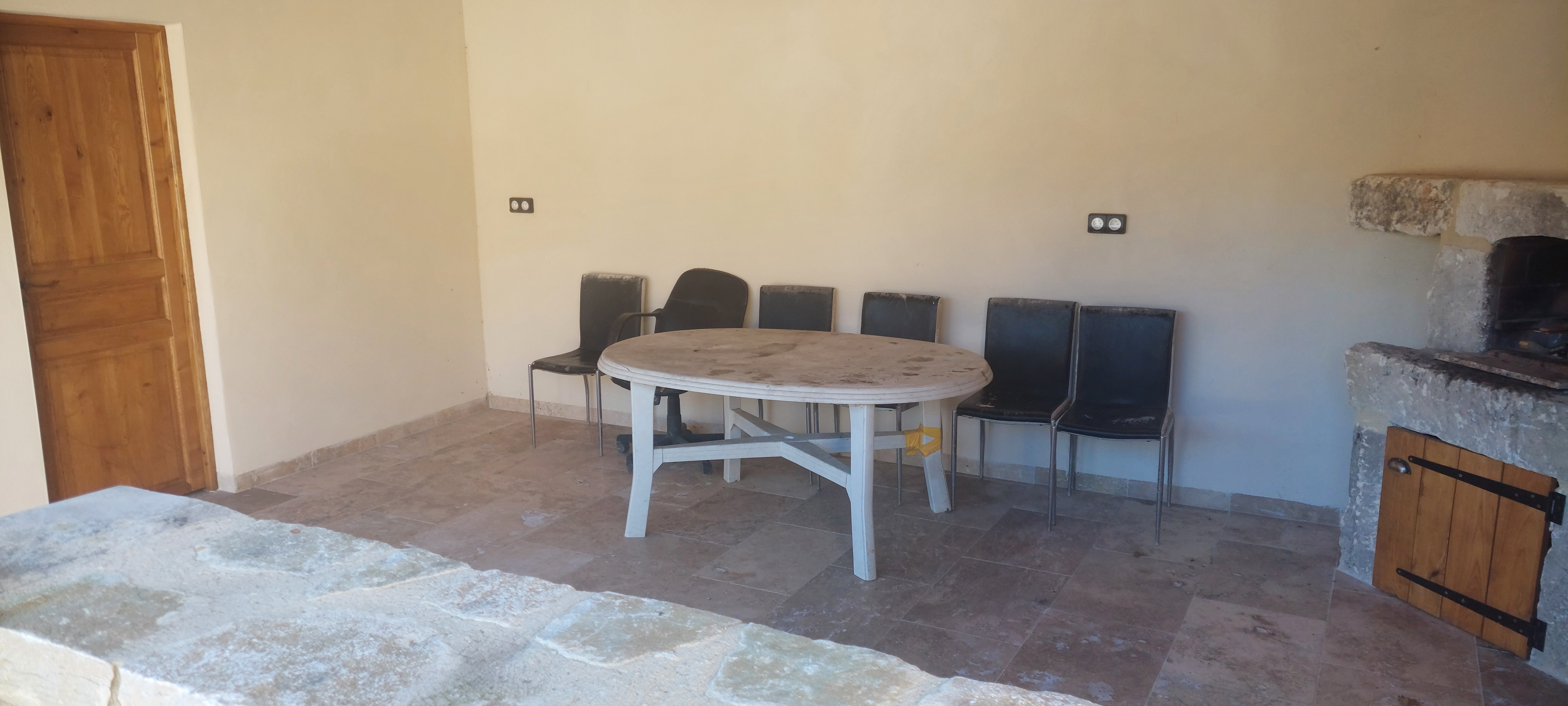 French property for sale in Saint-André-de-Roquepertuis, Gard - €995,000 - photo 