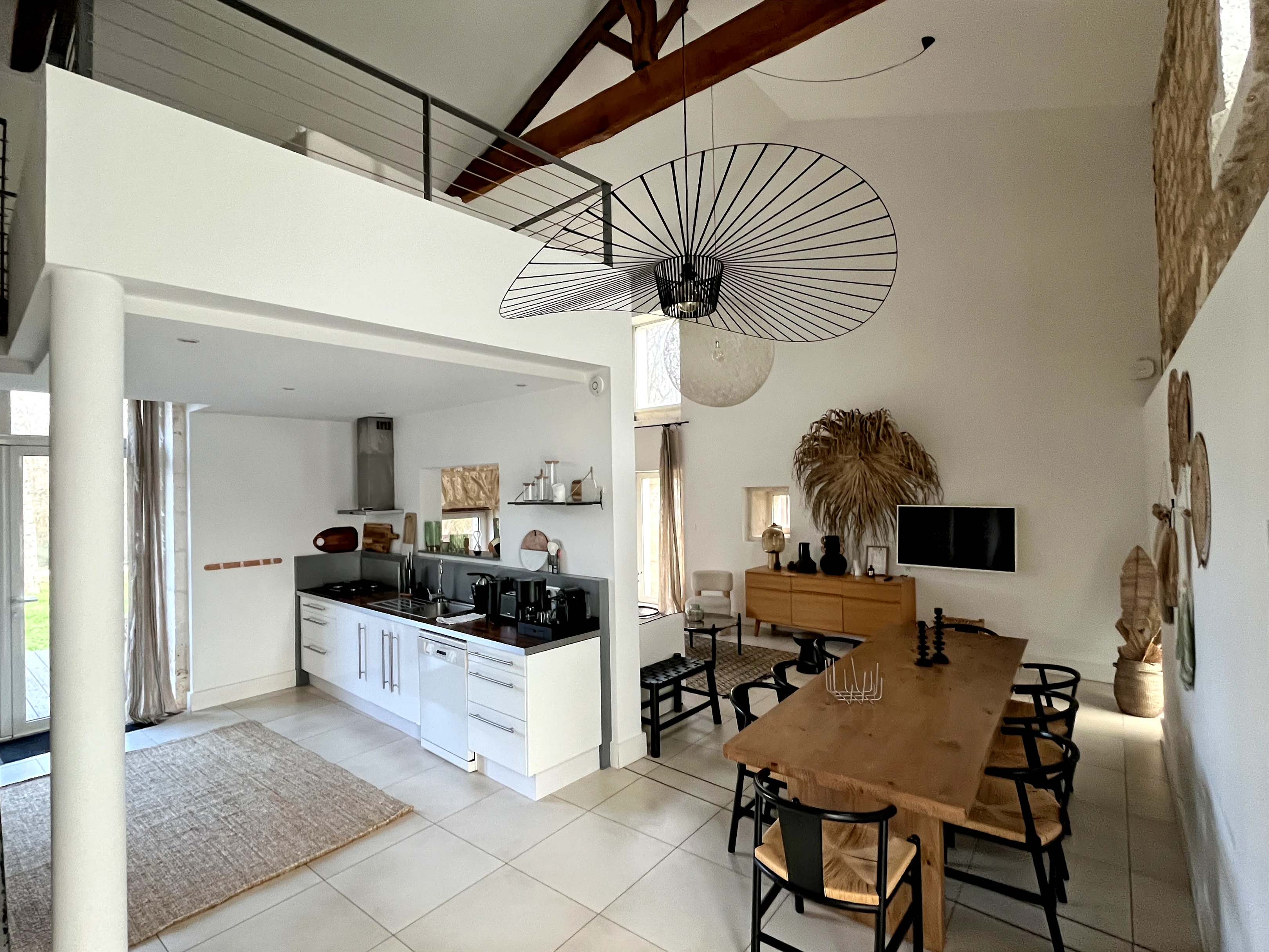 Propriété en France à vendre à Angoulême, Charente - €2 736 840 - photo 