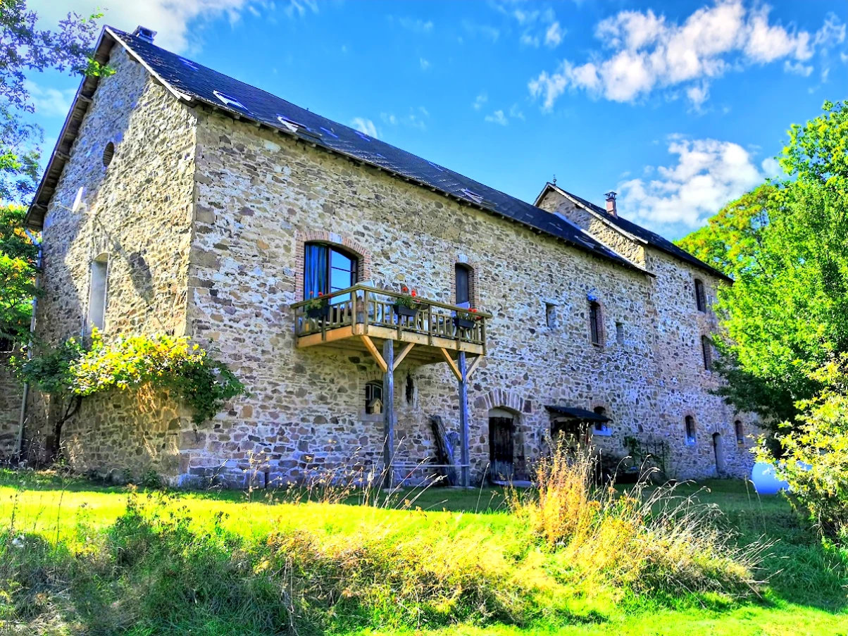 French property for sale in Château-Chervix, Haute-Vienne - €585,000 - photo 