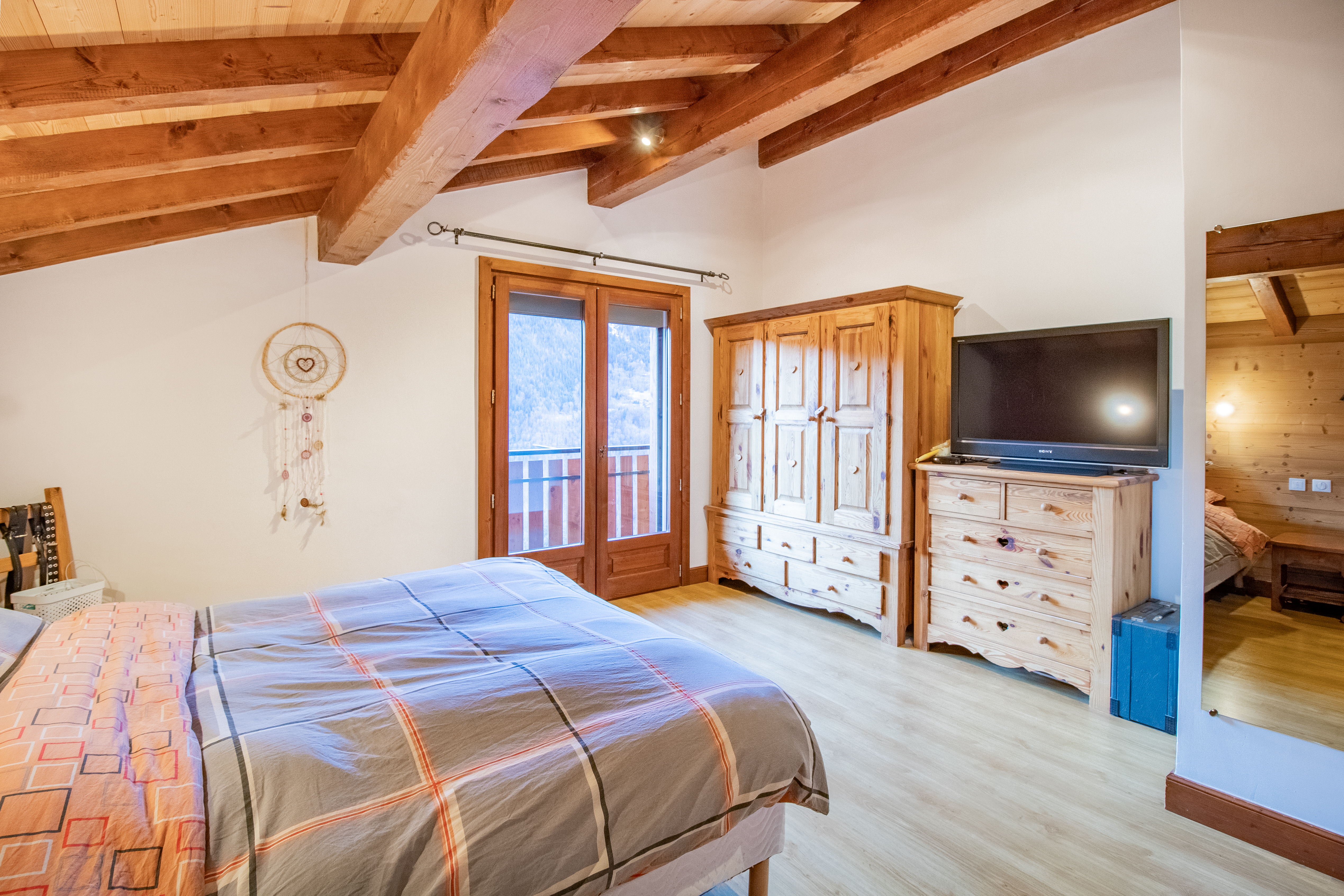 Propriété en France à vendre à Montagny, Savoie - €999 000 - photo 