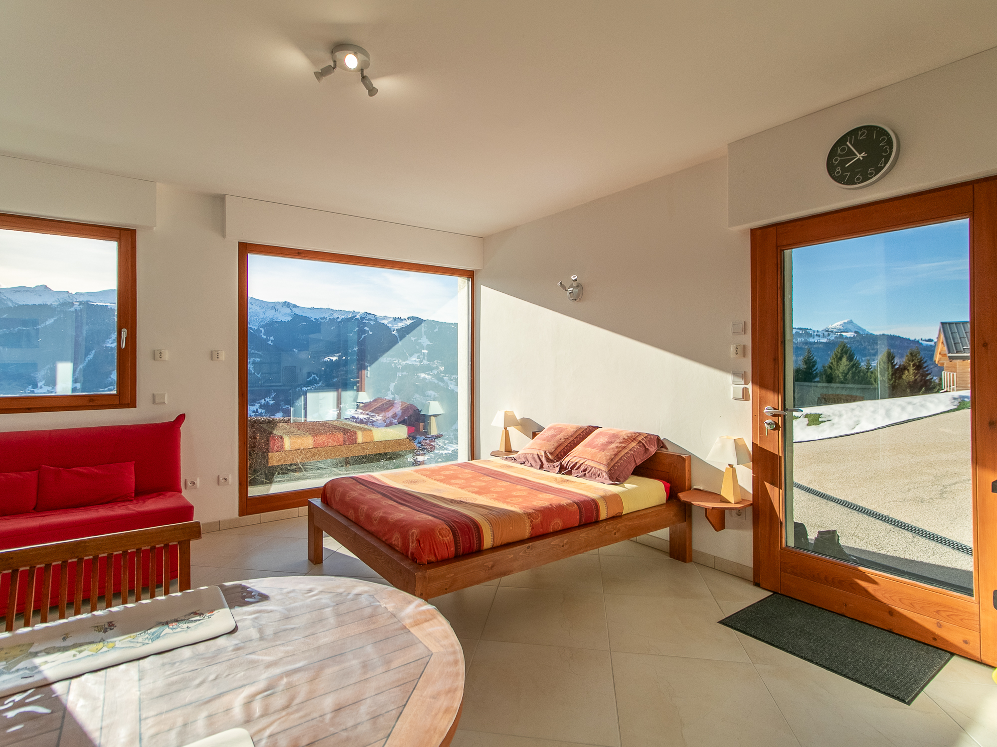 Propriété en France à vendre à Verchaix, Haute-Savoie - €1 980 000 - photo 