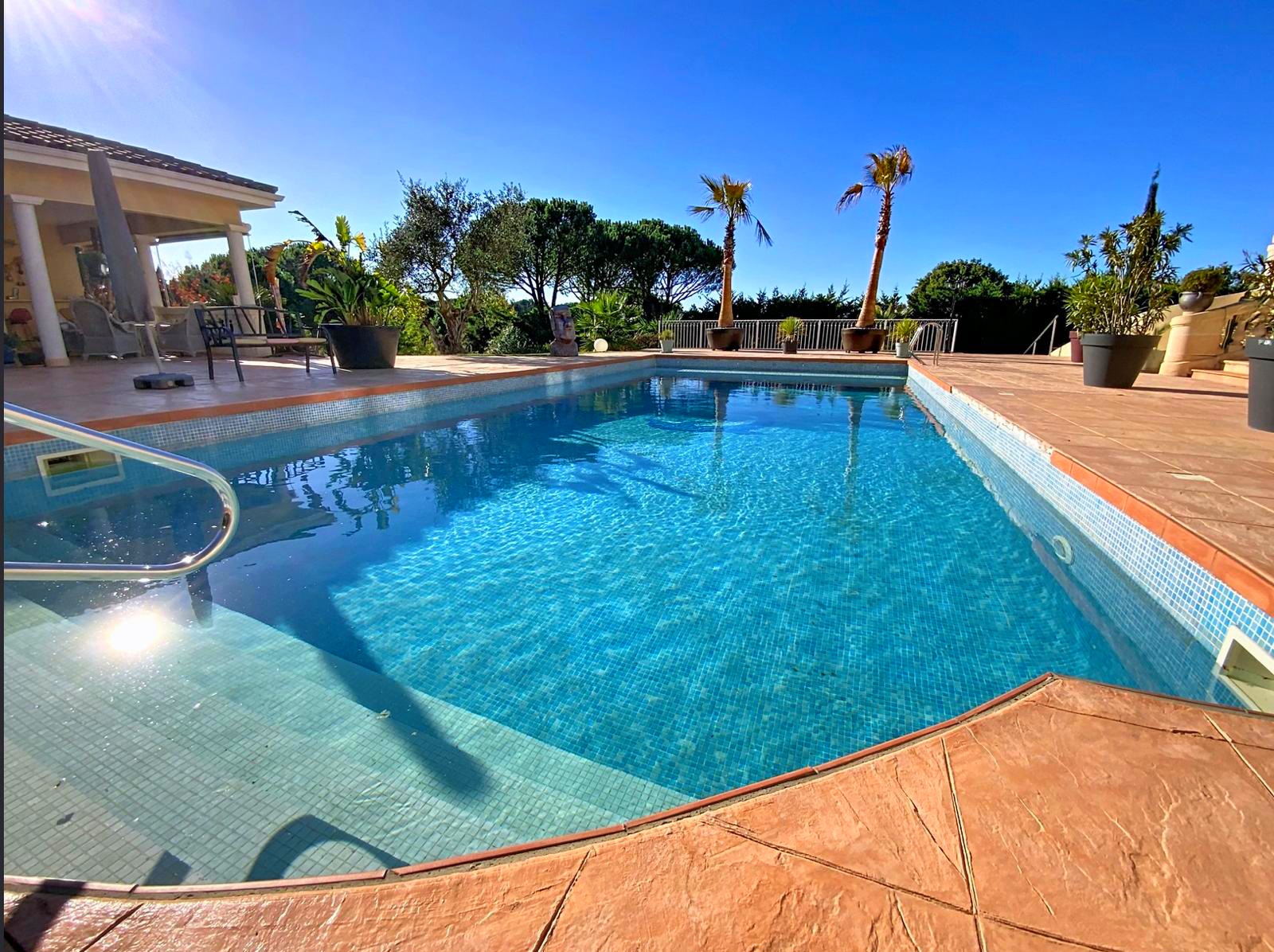 French property for sale in Béziers, Hérault - €1,260,000 - photo 