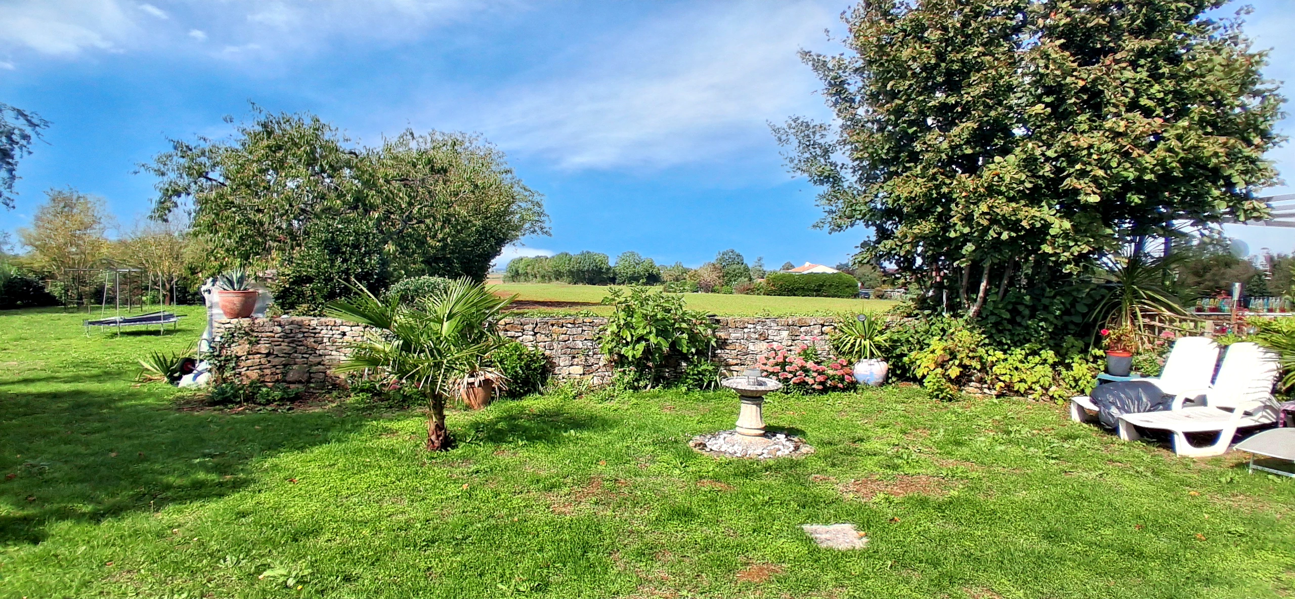 Propriété en France à vendre à Bazoges-en-Pareds, Vendée - €556 500 - photo 