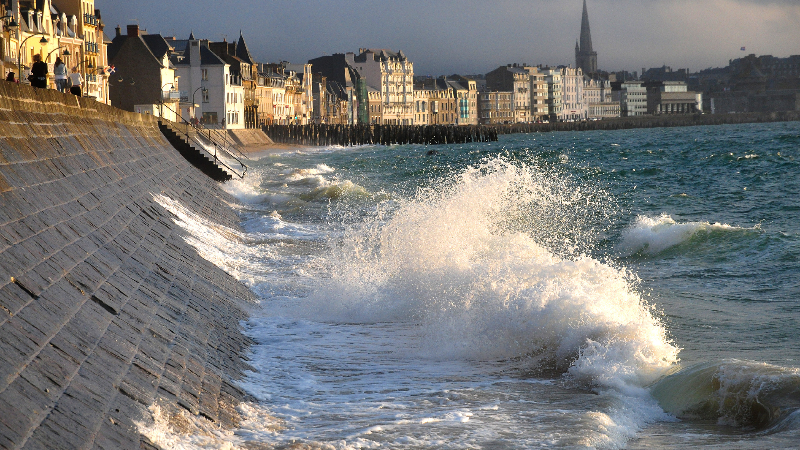 French property for sale in Saint-Malo, Ille-et-Vilaine - €1,079,000 - photo 