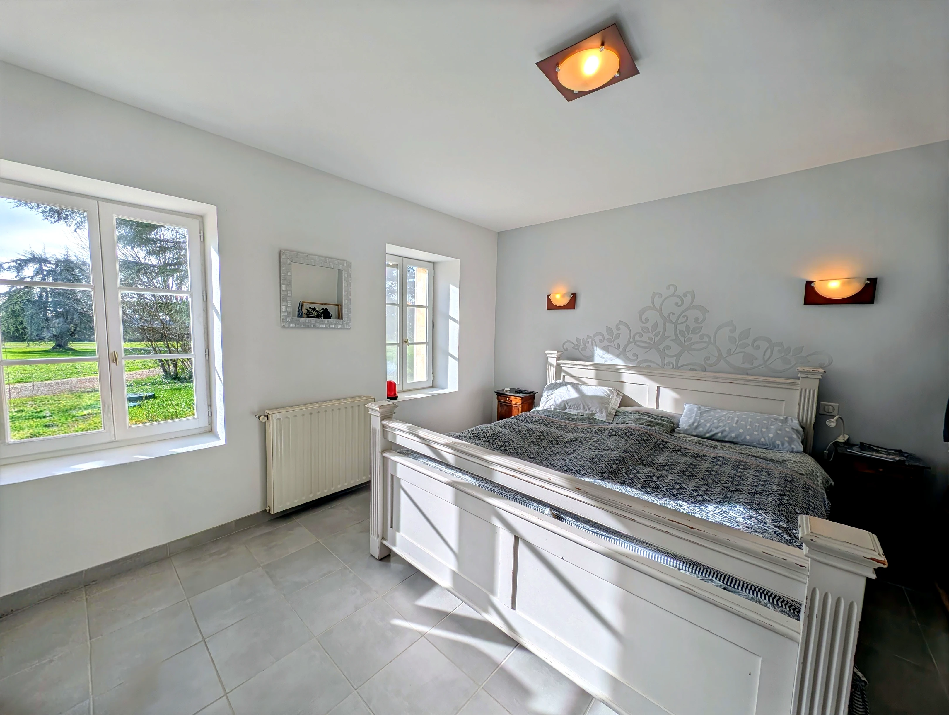 Propriété en France à vendre à Semoussac, Charente-Maritime - €460 000 - photo 