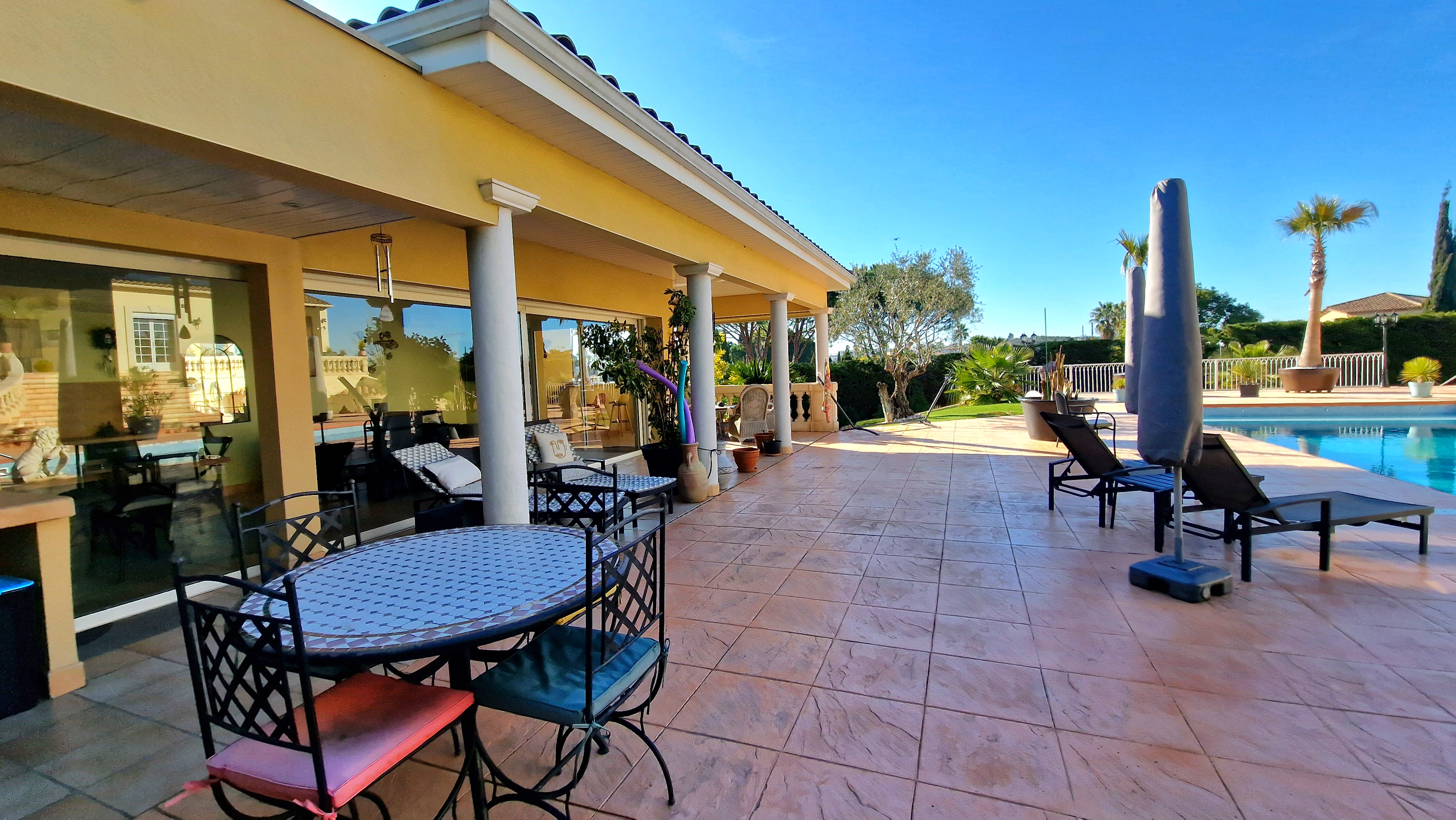 French property for sale in Béziers, Hérault - €1,260,000 - photo 