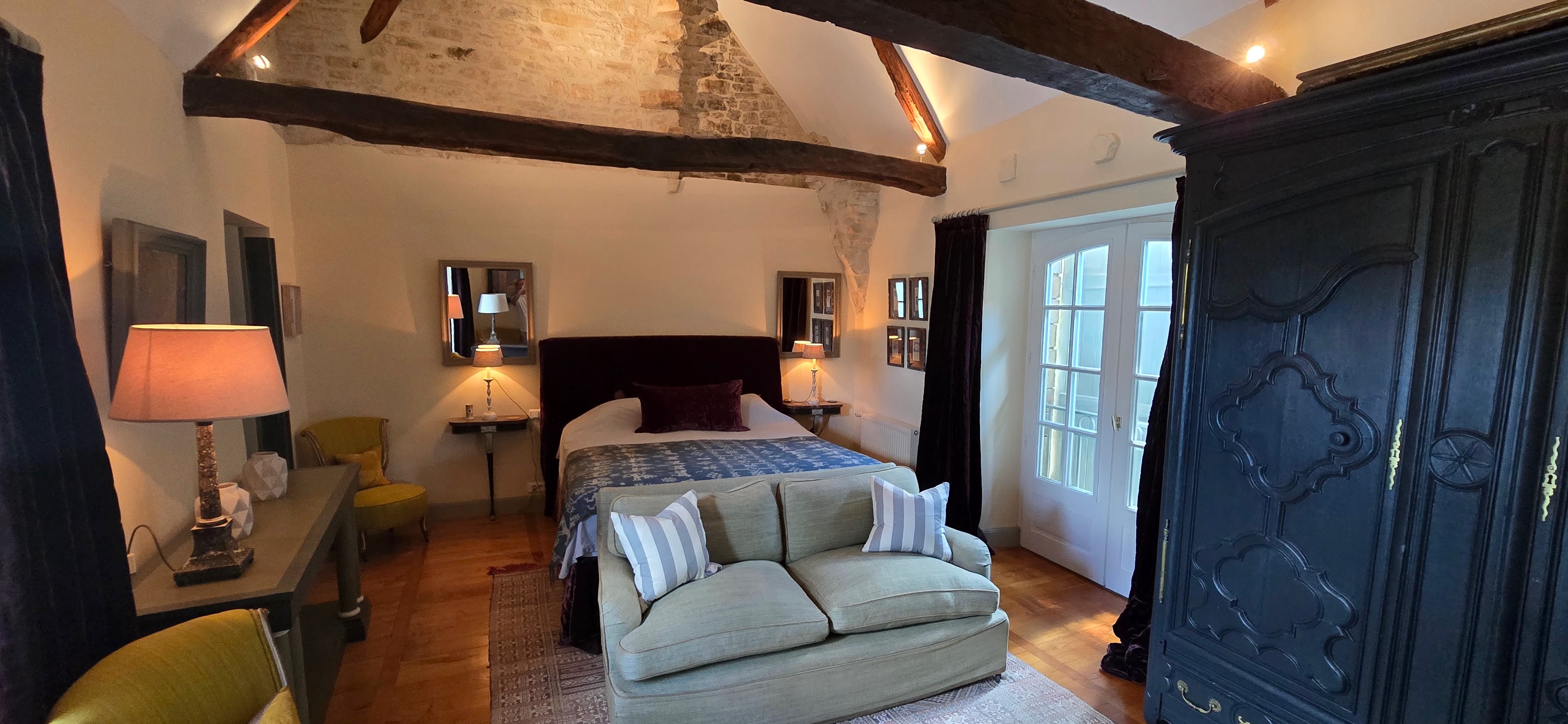 French property for sale in Thédirac, Lot - €472,500 - photo 