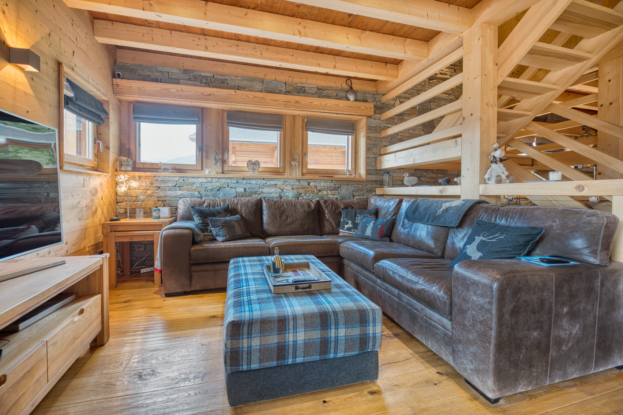 French property for sale in Châtel, Haute-Savoie - €2,200,000 - photo 