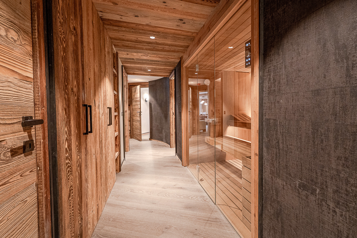 Propriété en France à vendre à MERIBEL LES ALLUES, Savoie - €3 001 555 - photo 