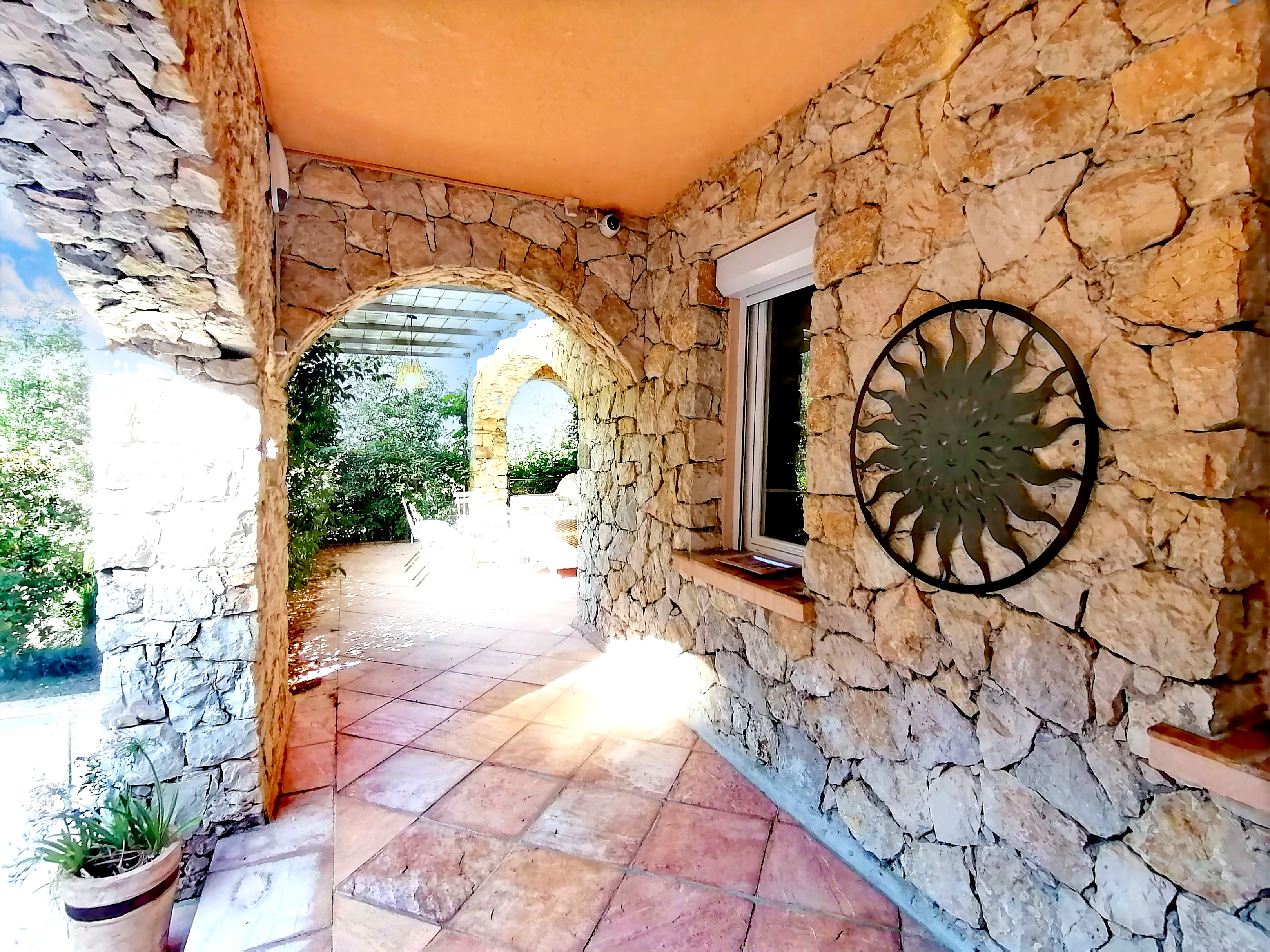 French property for sale in Auriol, Bouches-du-Rhône - €1,590,000 - photo 