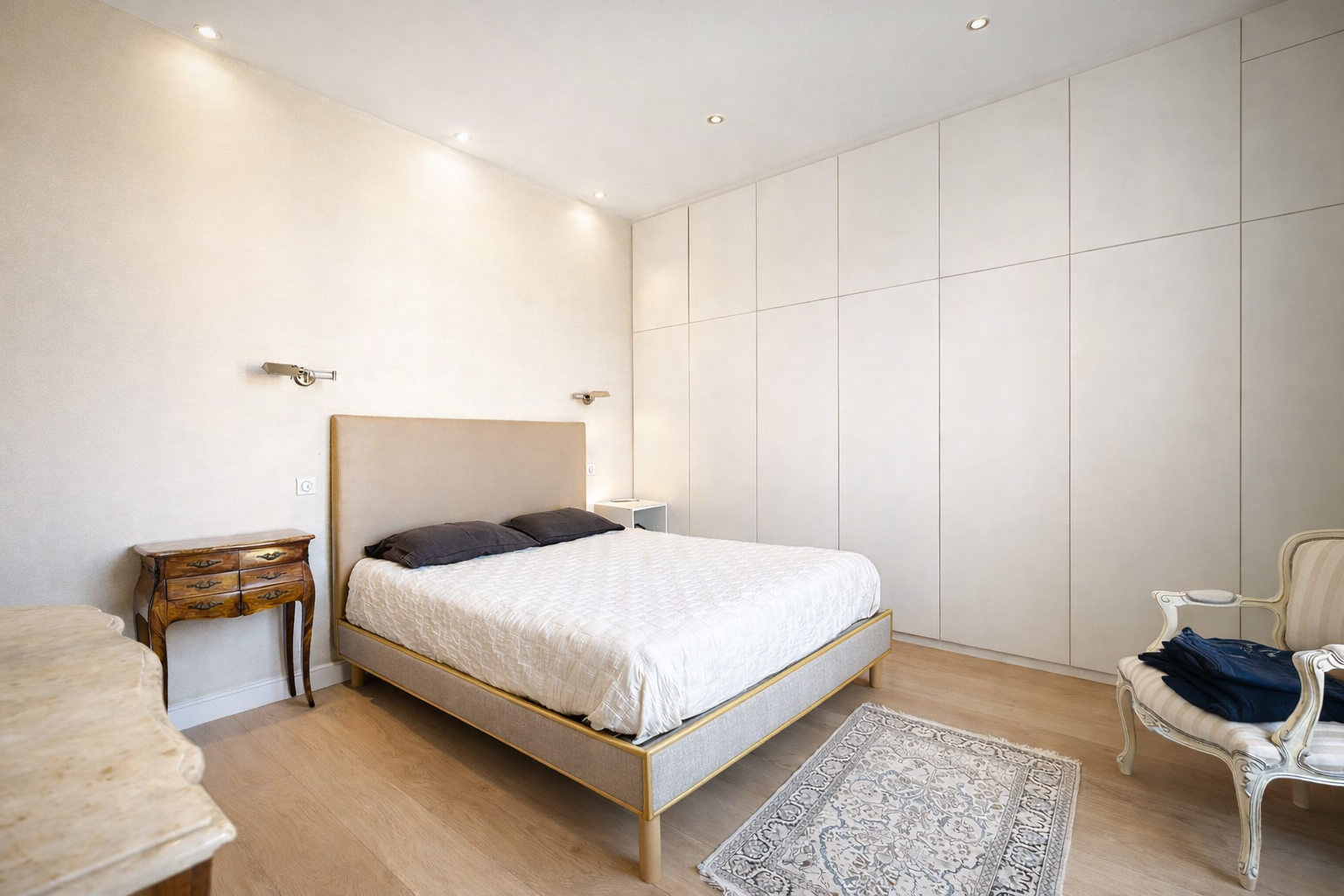 Propriété en France à vendre à Saint-Malo, Ille-et-Vilaine - €1 196 000 - photo 