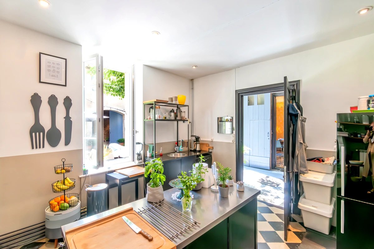 French property for sale in Olonzac, Hérault - €699,000 - photo 