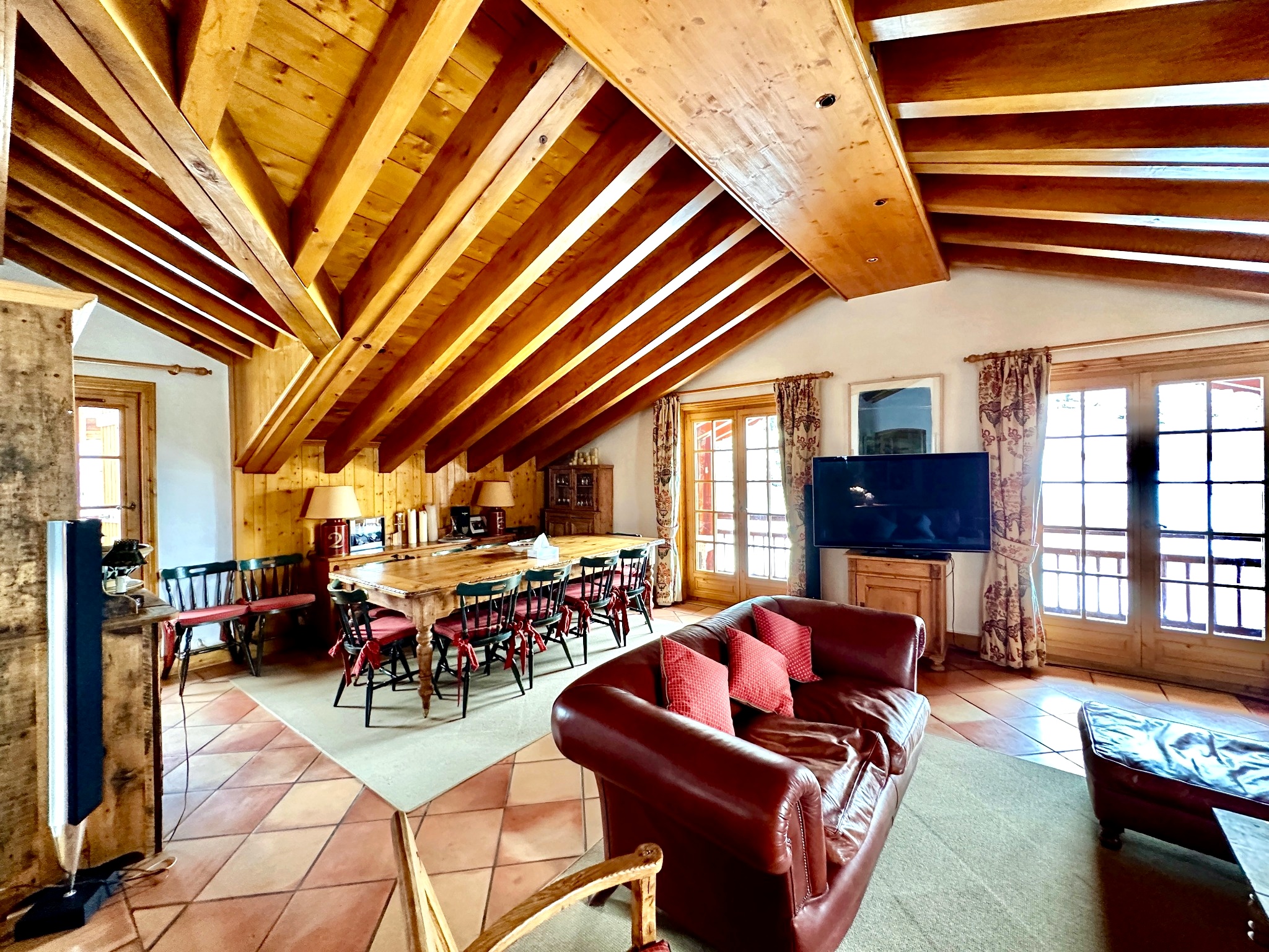 French property for sale in Courchevel, Savoie - €8,400,000 - photo 