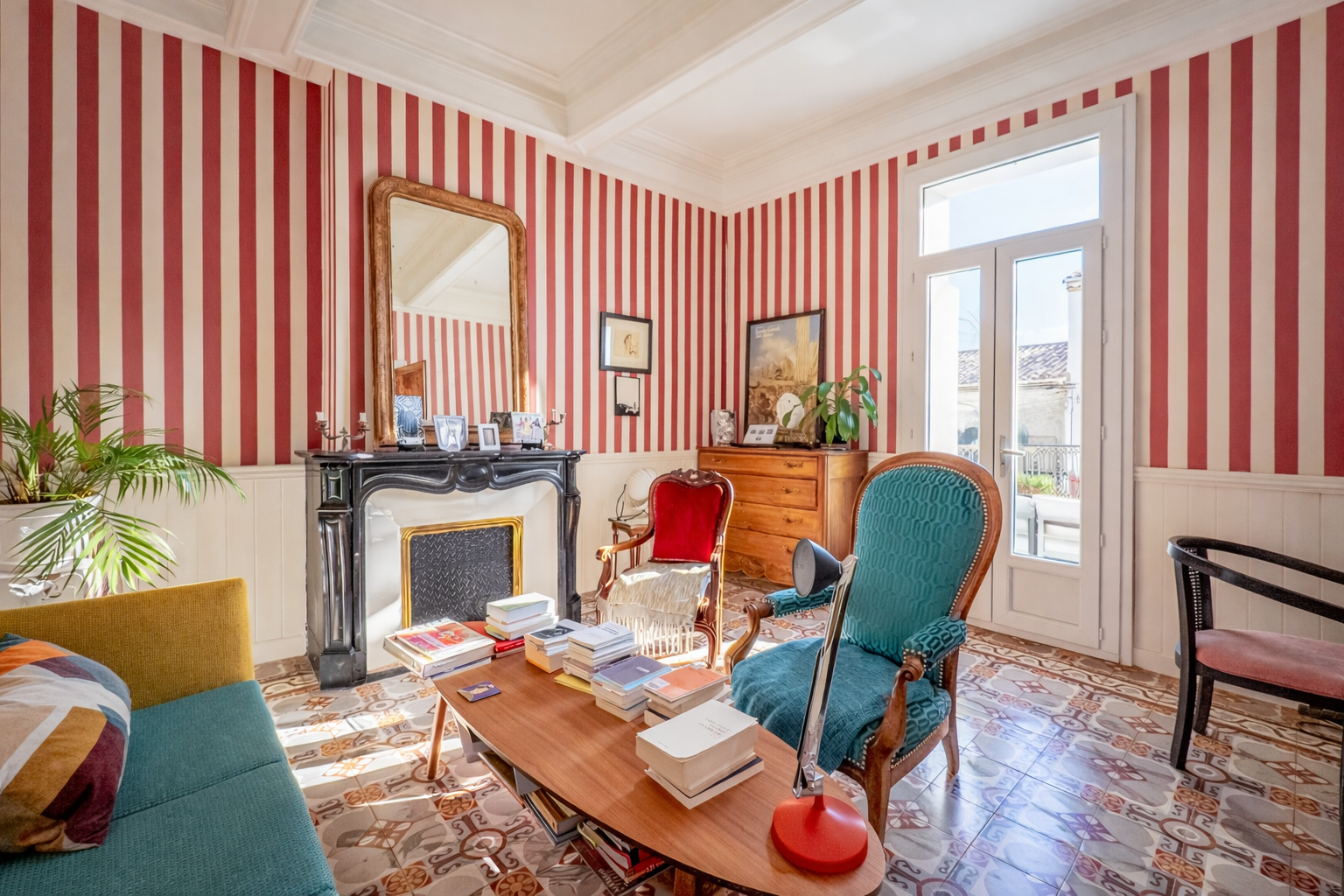 French property for sale in Saint-Geniès-de-Fontedit, Hérault - €560,000 - photo 