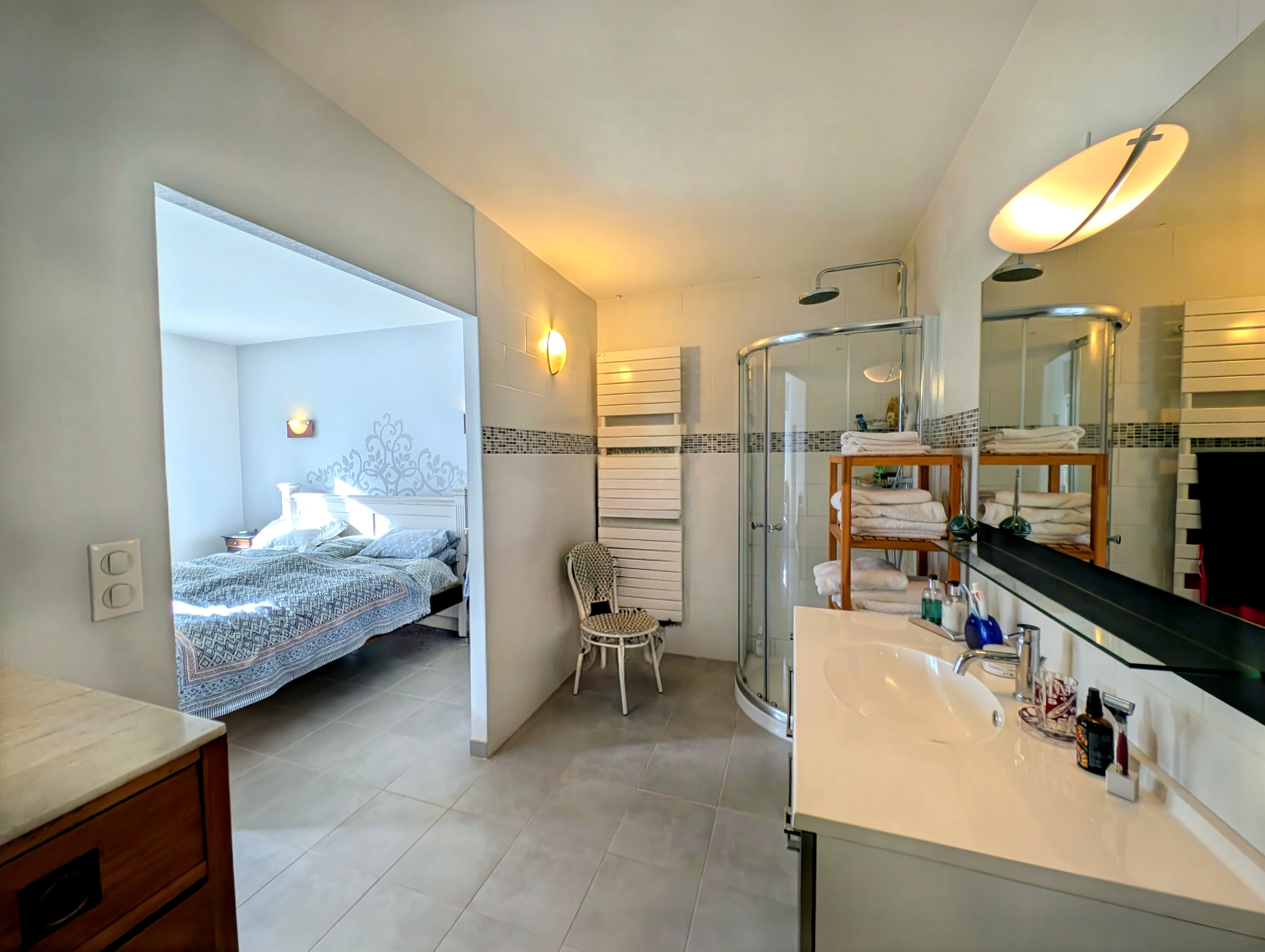 Propriété en France à vendre à Semoussac, Charente-Maritime - €460 000 - photo 