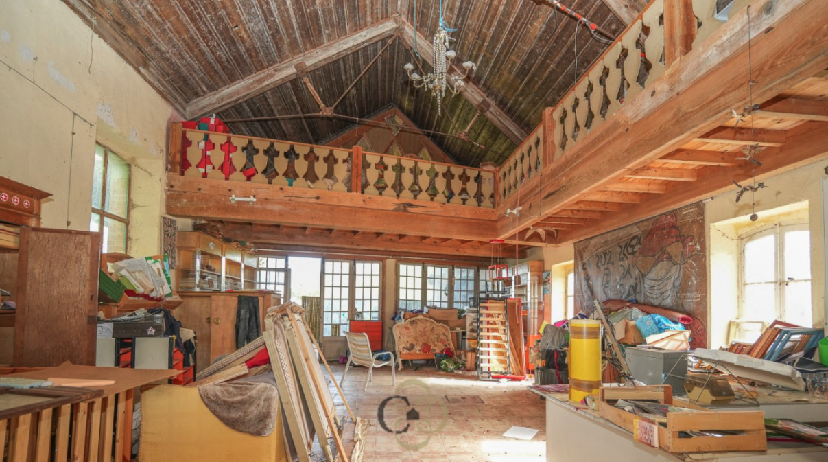 French property for sale in Sauve, Gard - €1,360,000 - photo 