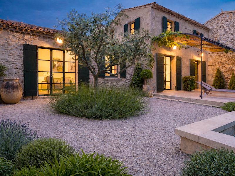 French property for sale in Eygalières, Bouches-du-Rhône - €2,075,000 - photo 