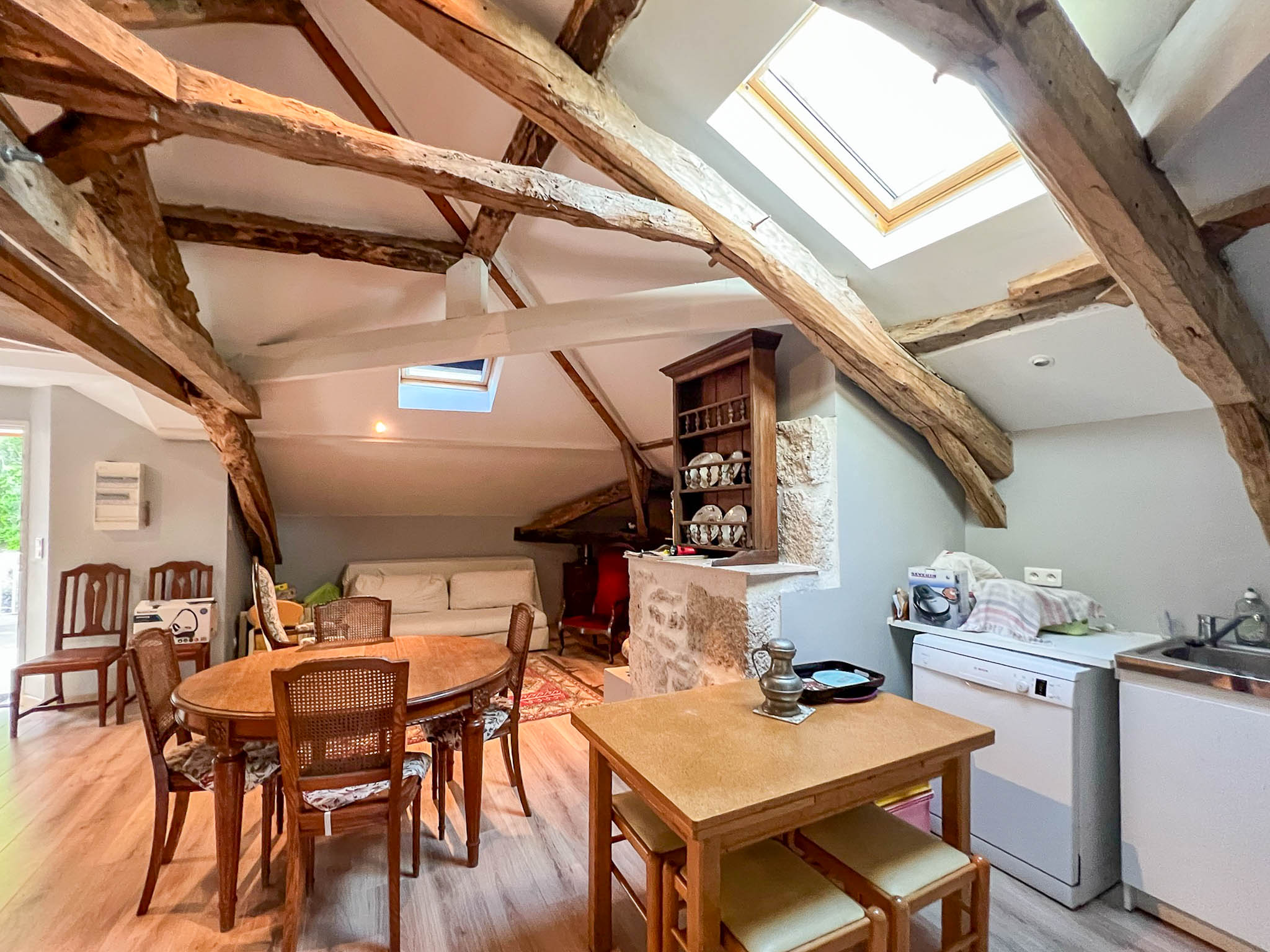 Propriété en France à vendre à Montcuq-en-Quercy-Blanc, Lot - €775 000 - photo 