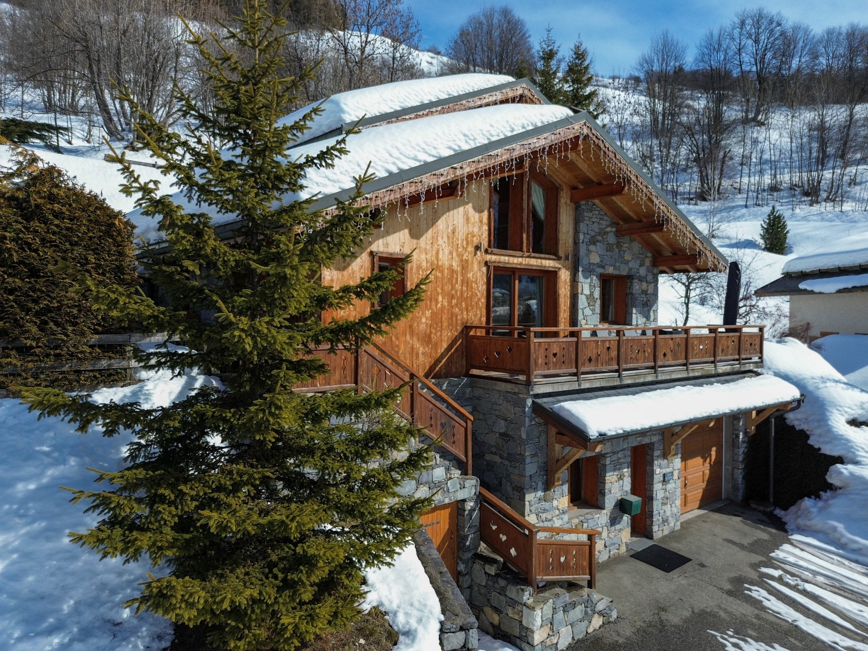 French property for sale in Saint-Martin-de-Belleville, Savoie - €3,500,000 - photo 