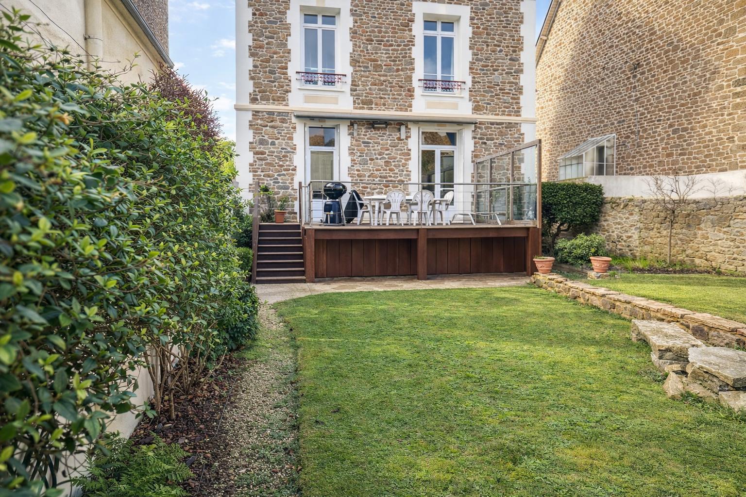 Propriété en France à vendre à Saint-Malo, Ille-et-Vilaine - €1 196 000 - photo 