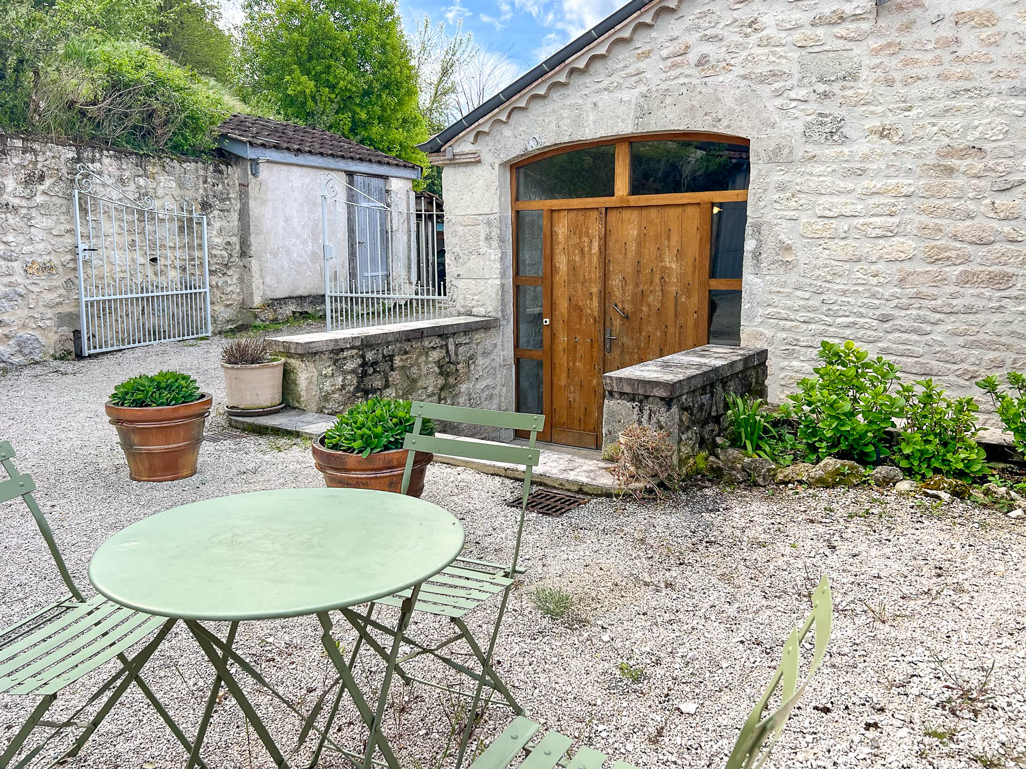 Propriété en France à vendre à Montcuq-en-Quercy-Blanc, Lot - €775 000 - photo 