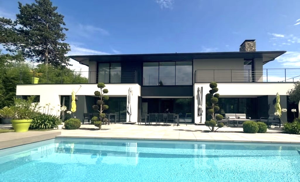 Propriété en France à vendre à Sucé-sur-Erdre, Loire-Atlantique - €1 411 500 - photo 