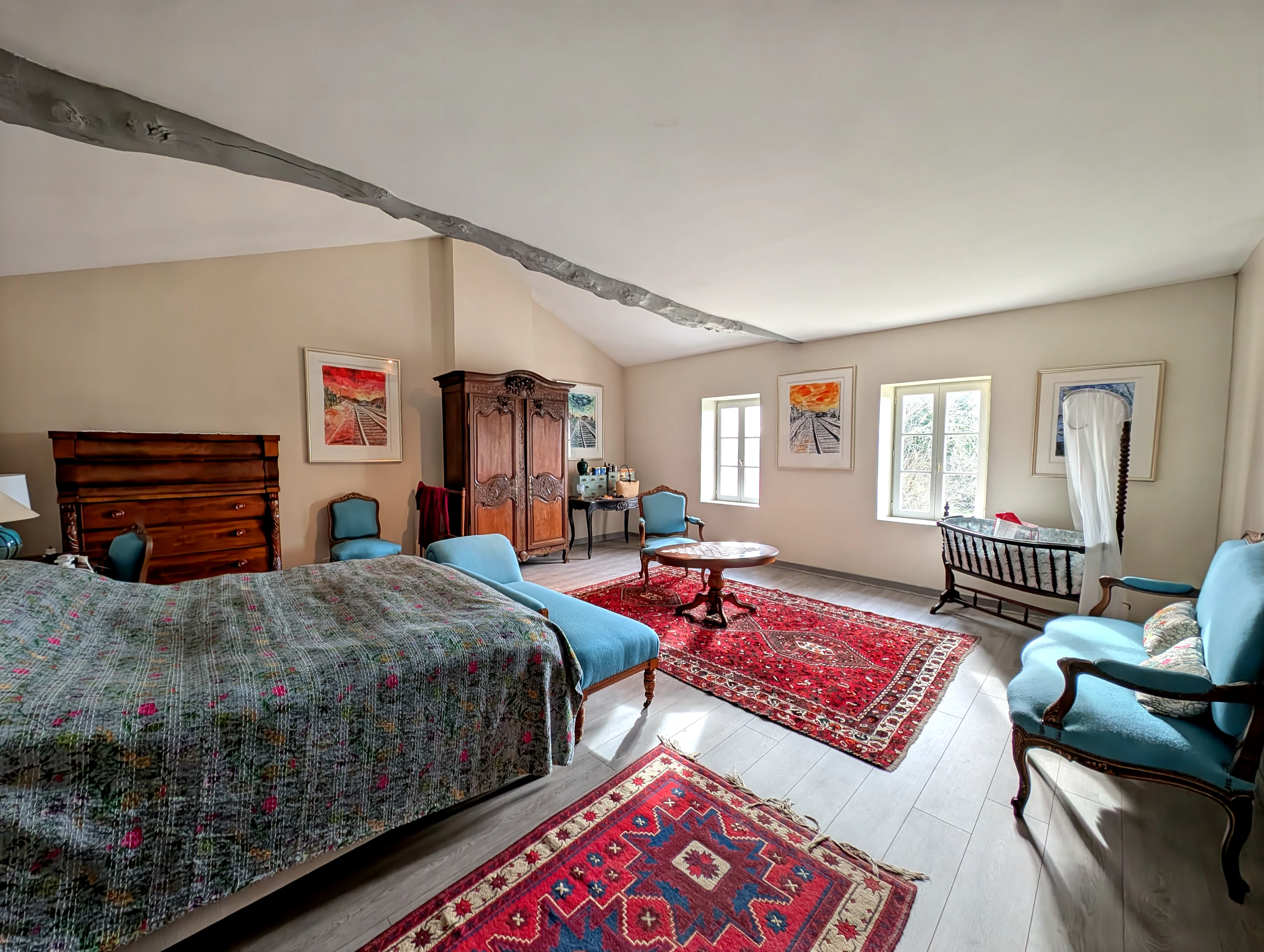 Propriété en France à vendre à Semoussac, Charente-Maritime - €460 000 - photo 