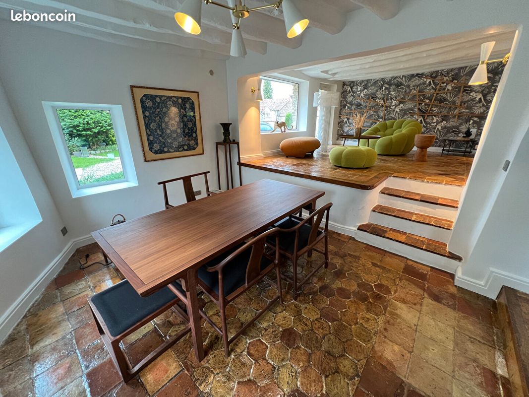 French property for sale in Thoiry, Yvelines - €2,280,000 - photo 