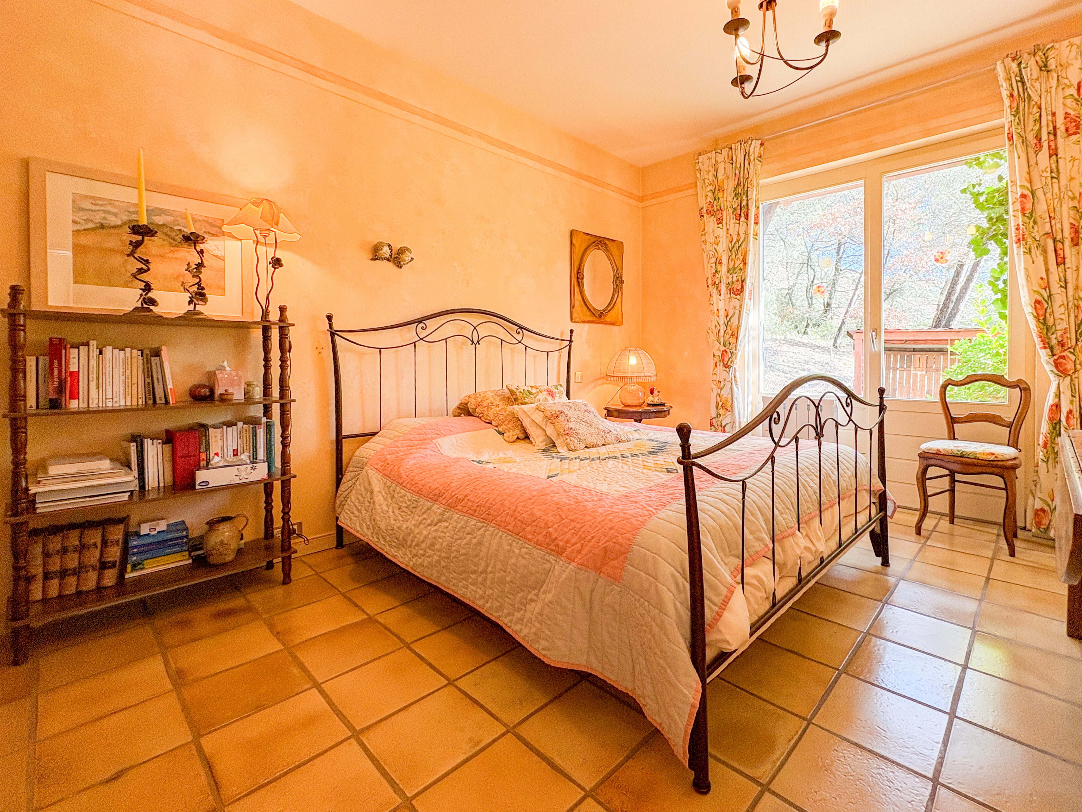 French property for sale in Vauvenargues, Bouches-du-Rhône - €1,300,000 - photo 